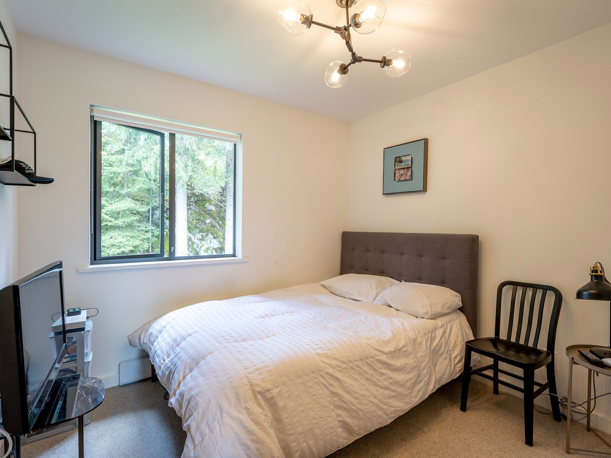 7206 Fitzsimmons Road North  image 11