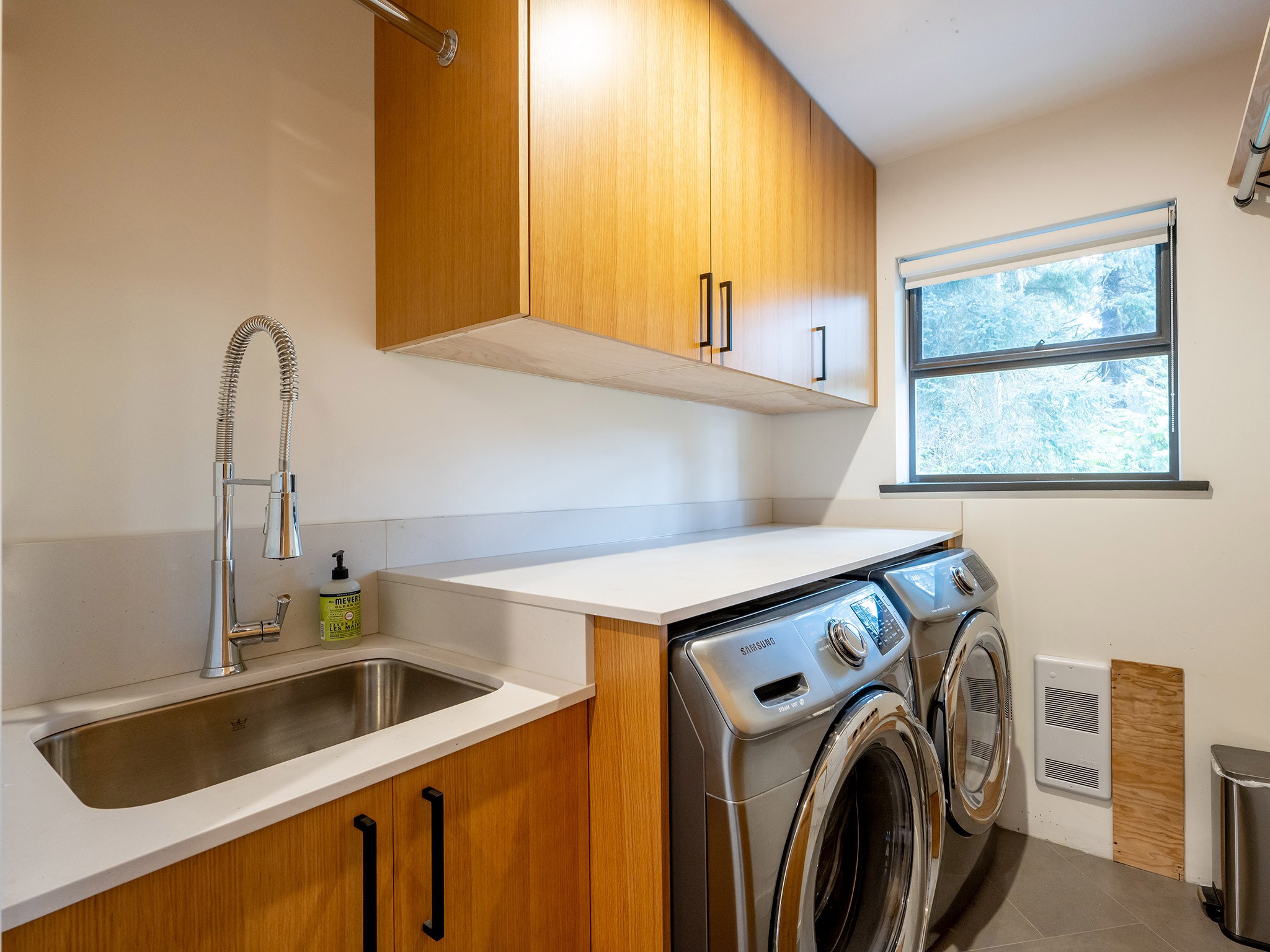 7206 Fitzsimmons Road North  image 18
