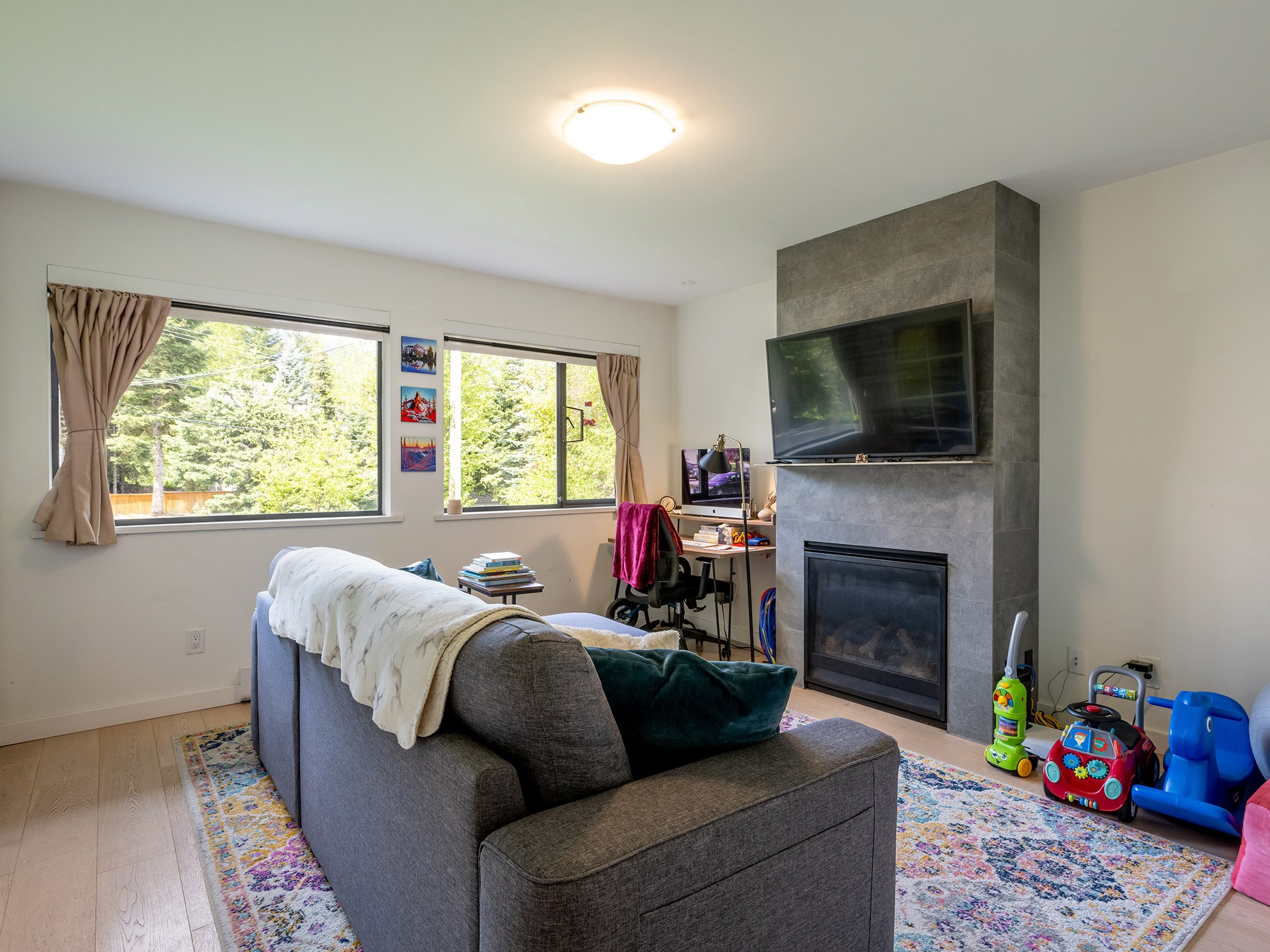 7206 Fitzsimmons Road North  image 21