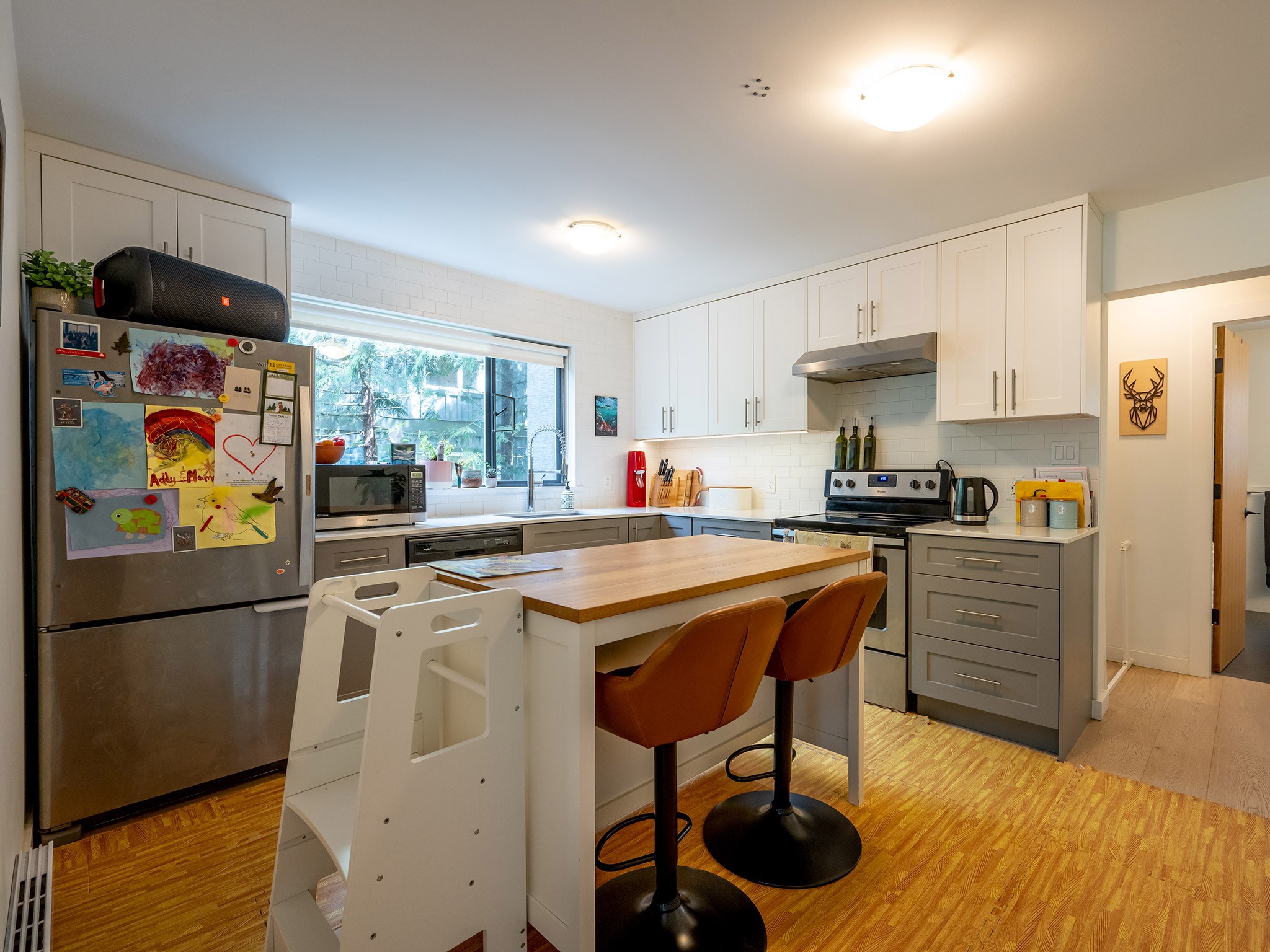 7206 Fitzsimmons Road North  image 23