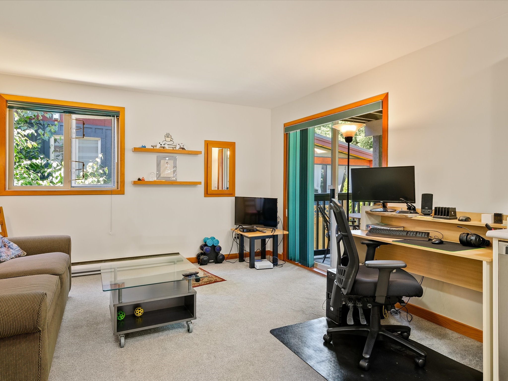1489 Balsam Street image 21