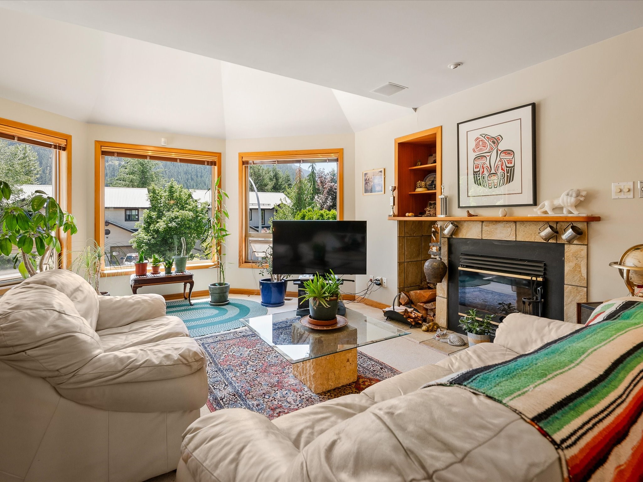 1489 Balsam Street image 2