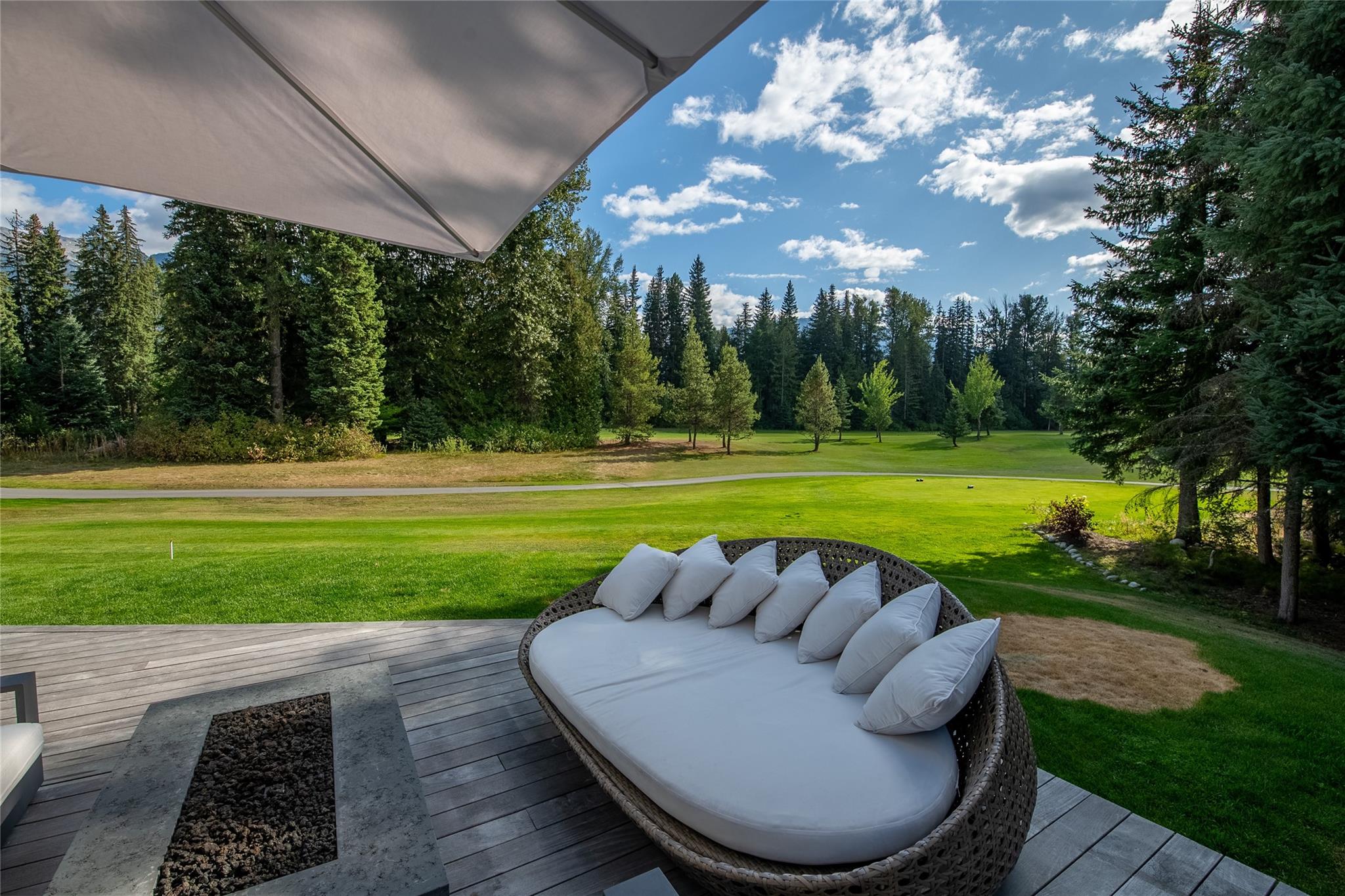 8080 Cypress Place image 33