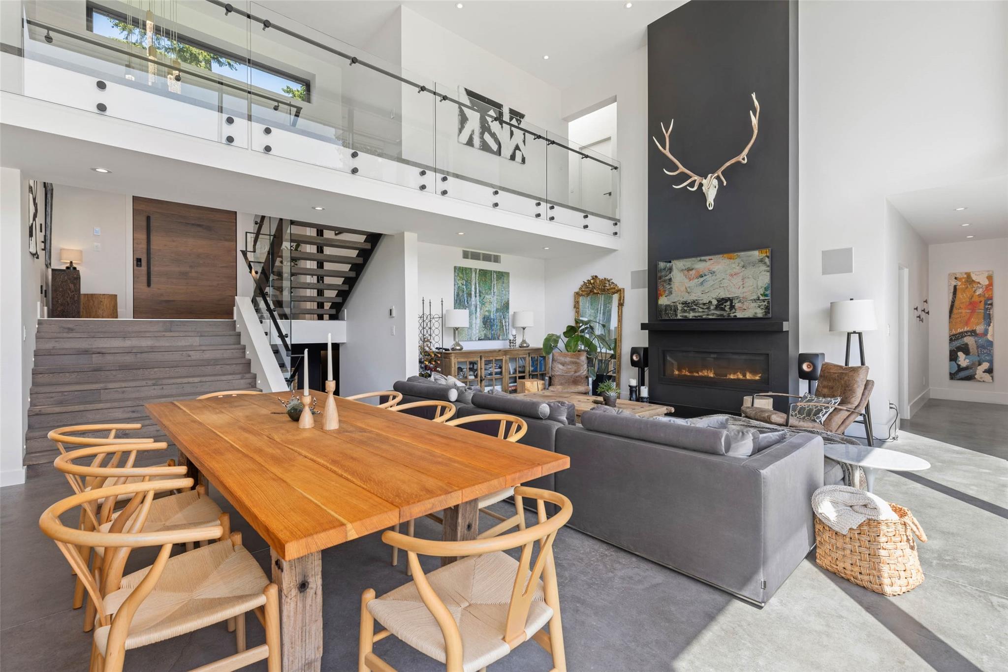 7512 Pebble Creek Drive image 13