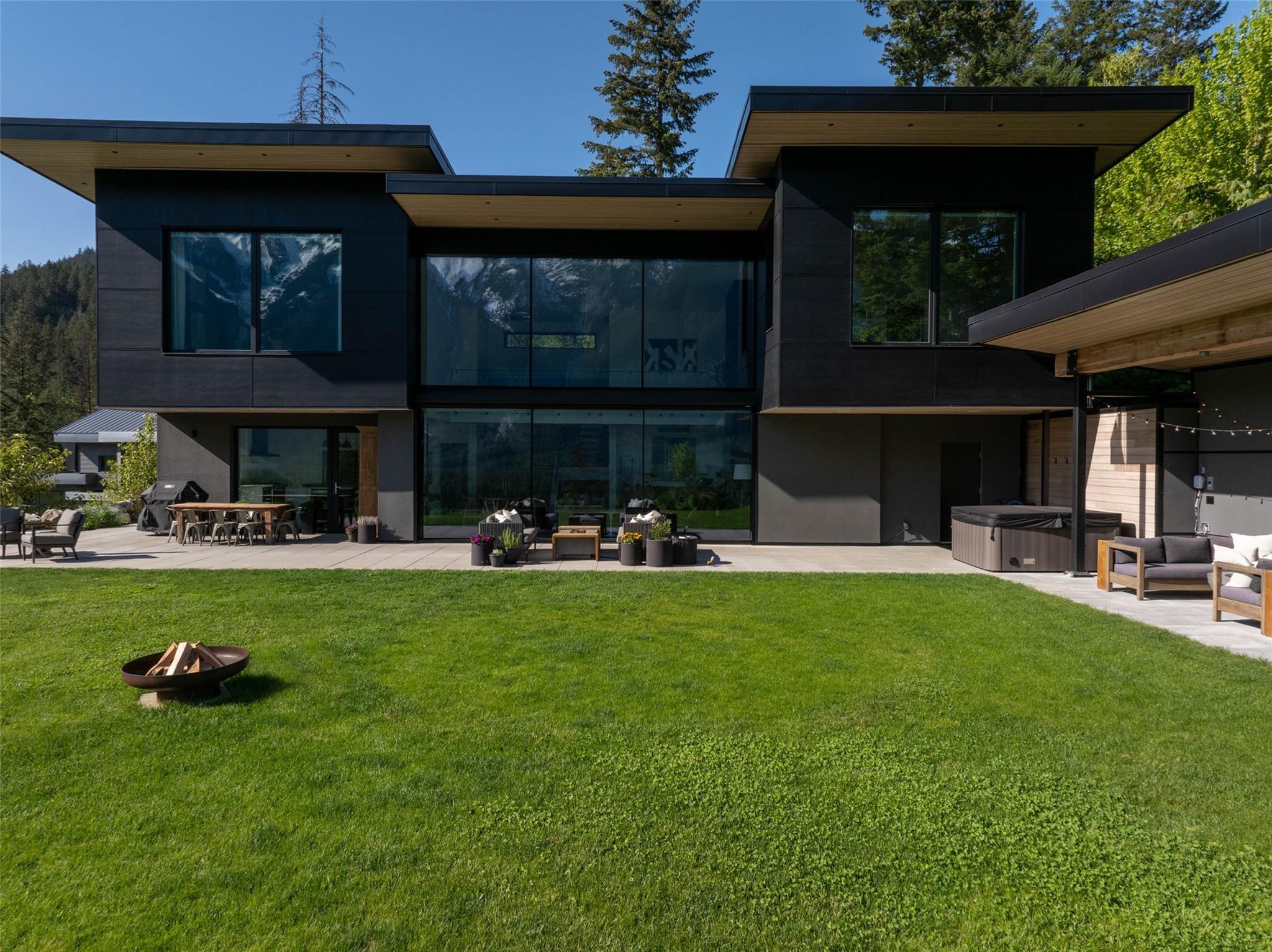 7512 Pebble Creek Drive image 37