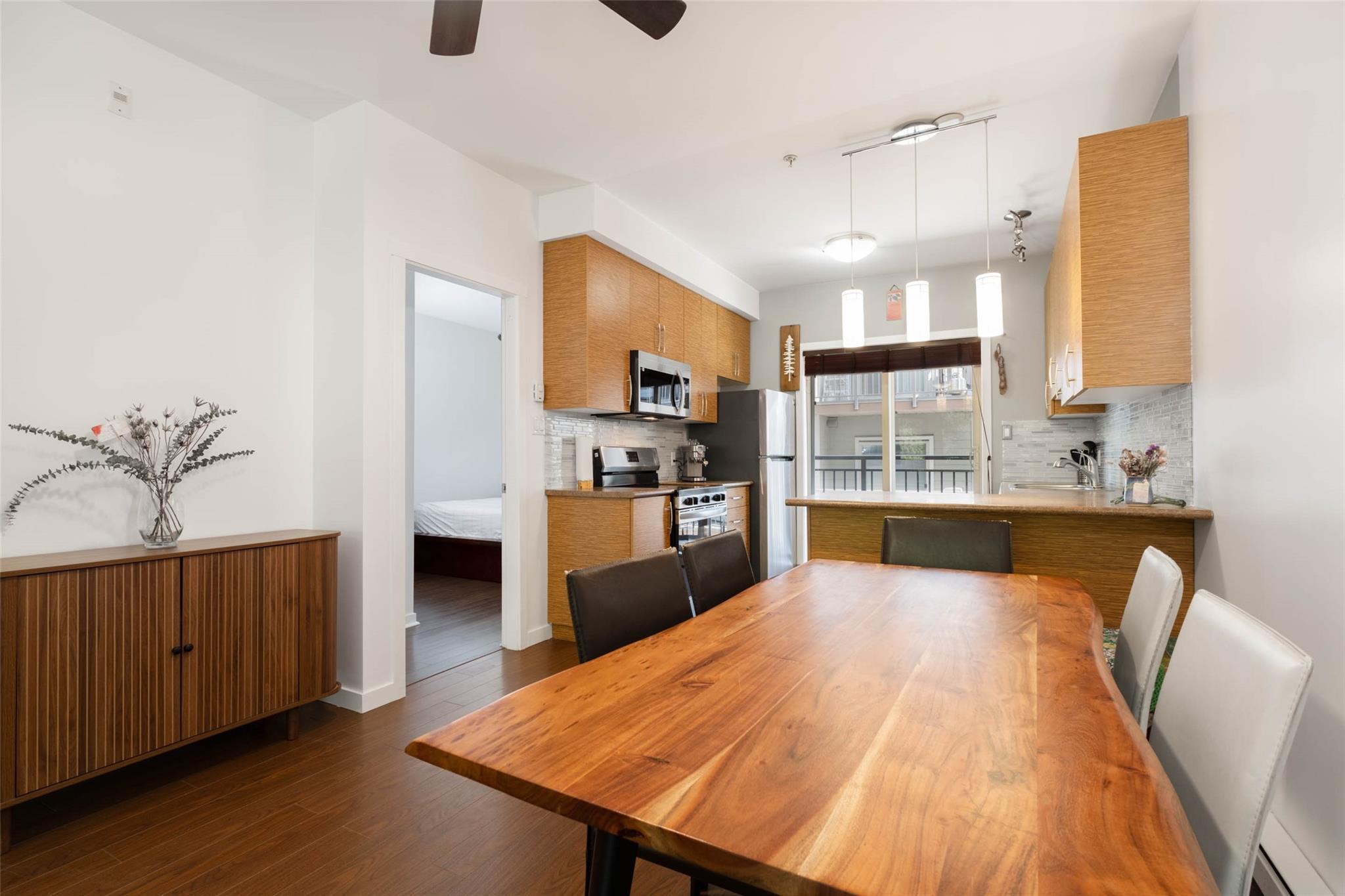 2-7450 Prospect Street image 3
