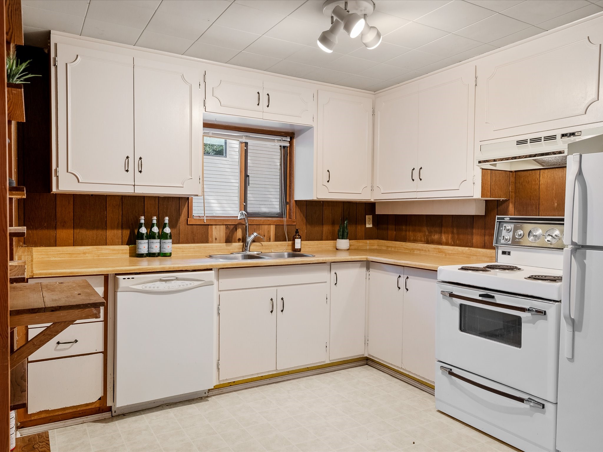 8308 Needles Drive image 3