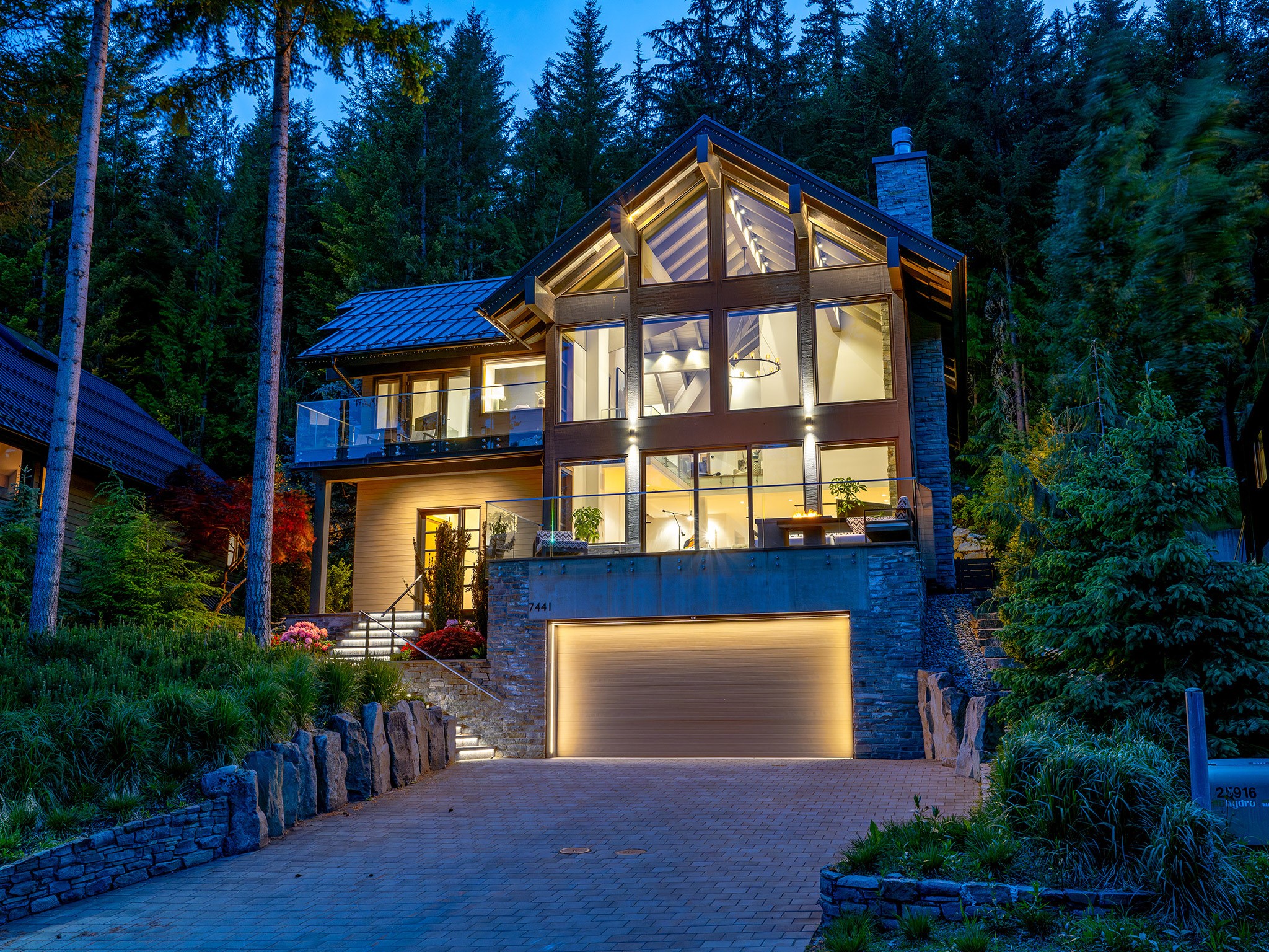 7441 Treetop Lane image 28