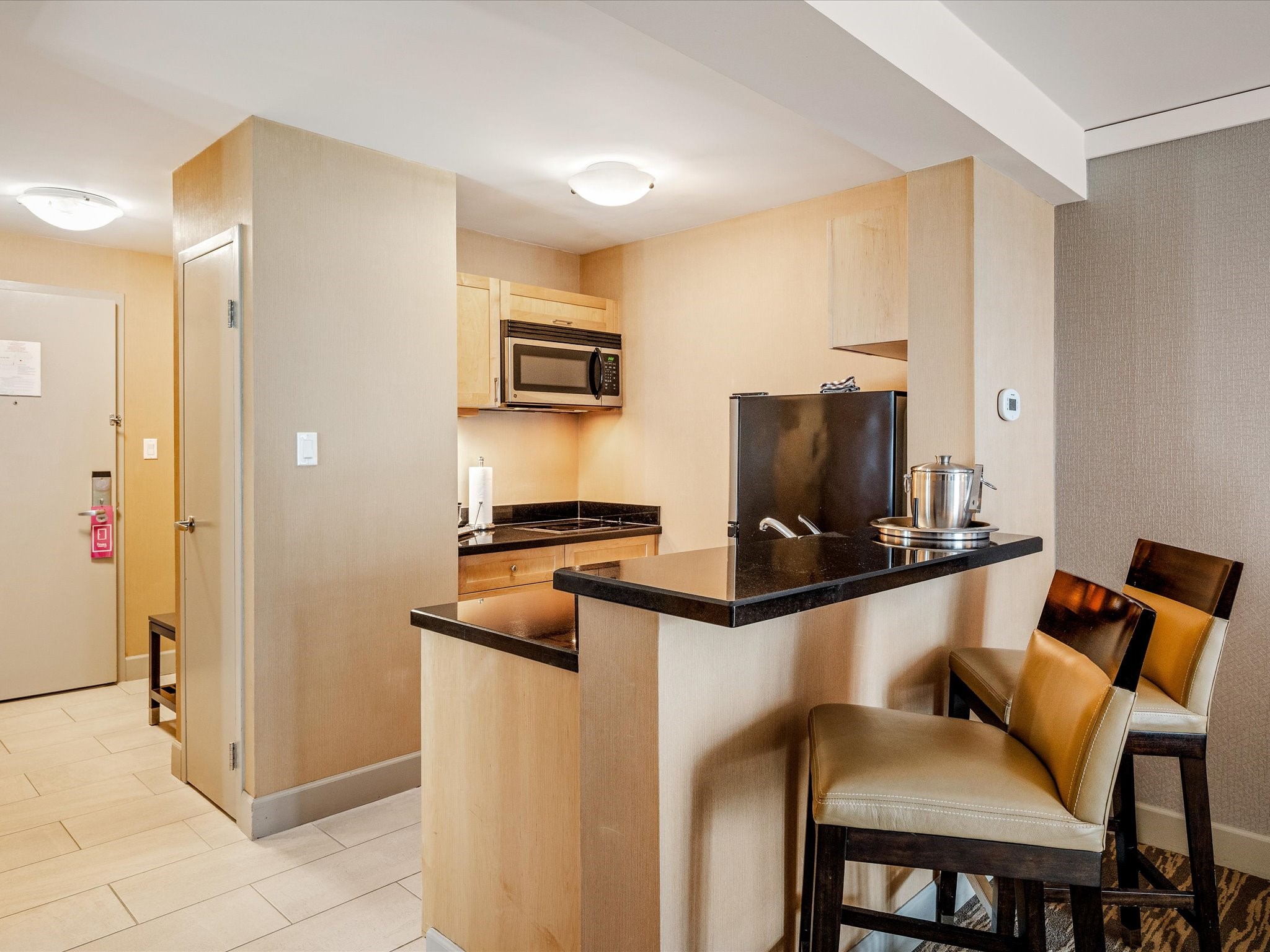 306-4050 Whistler Way image 9