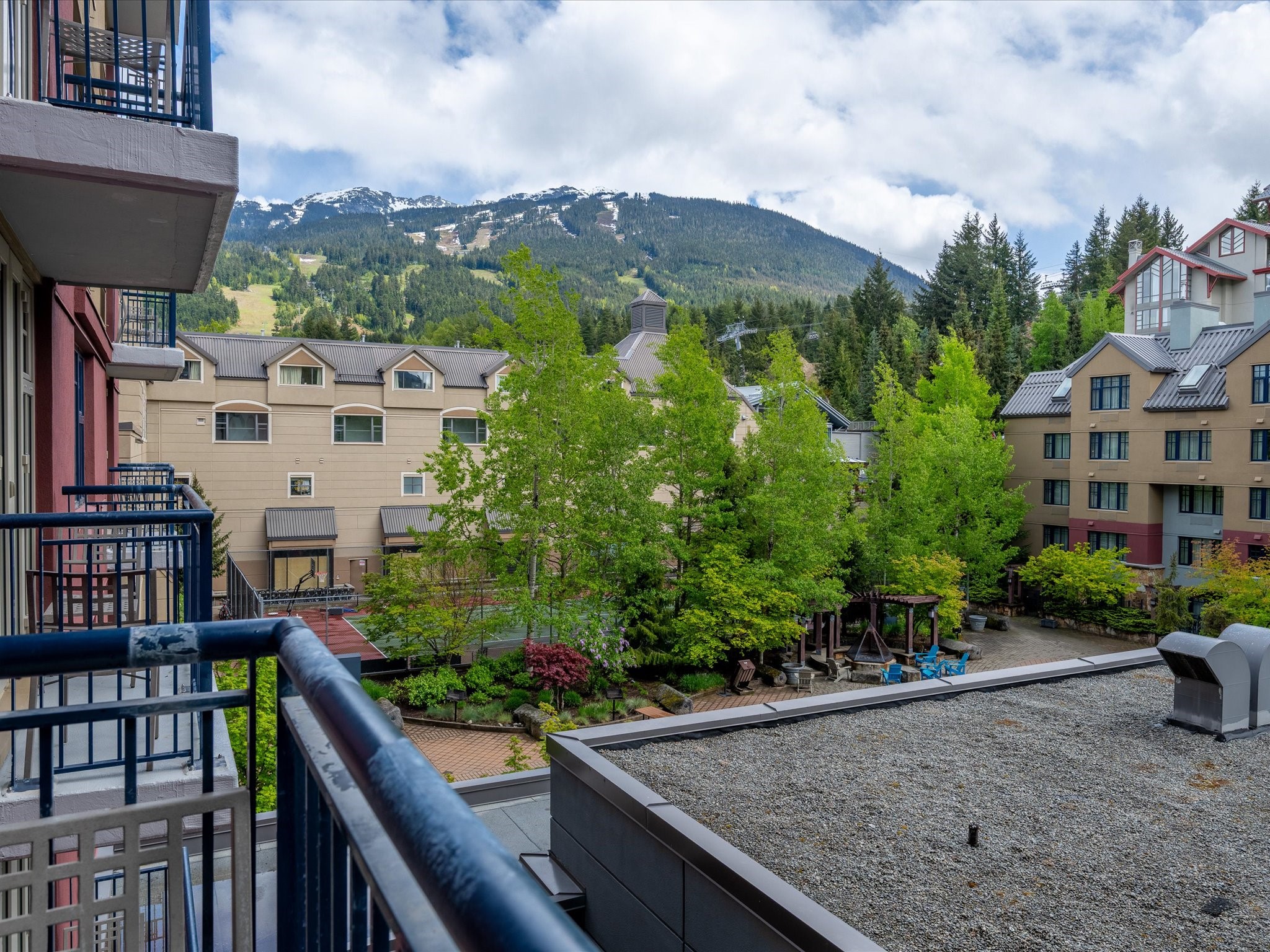 306-4050 Whistler Way image 5
