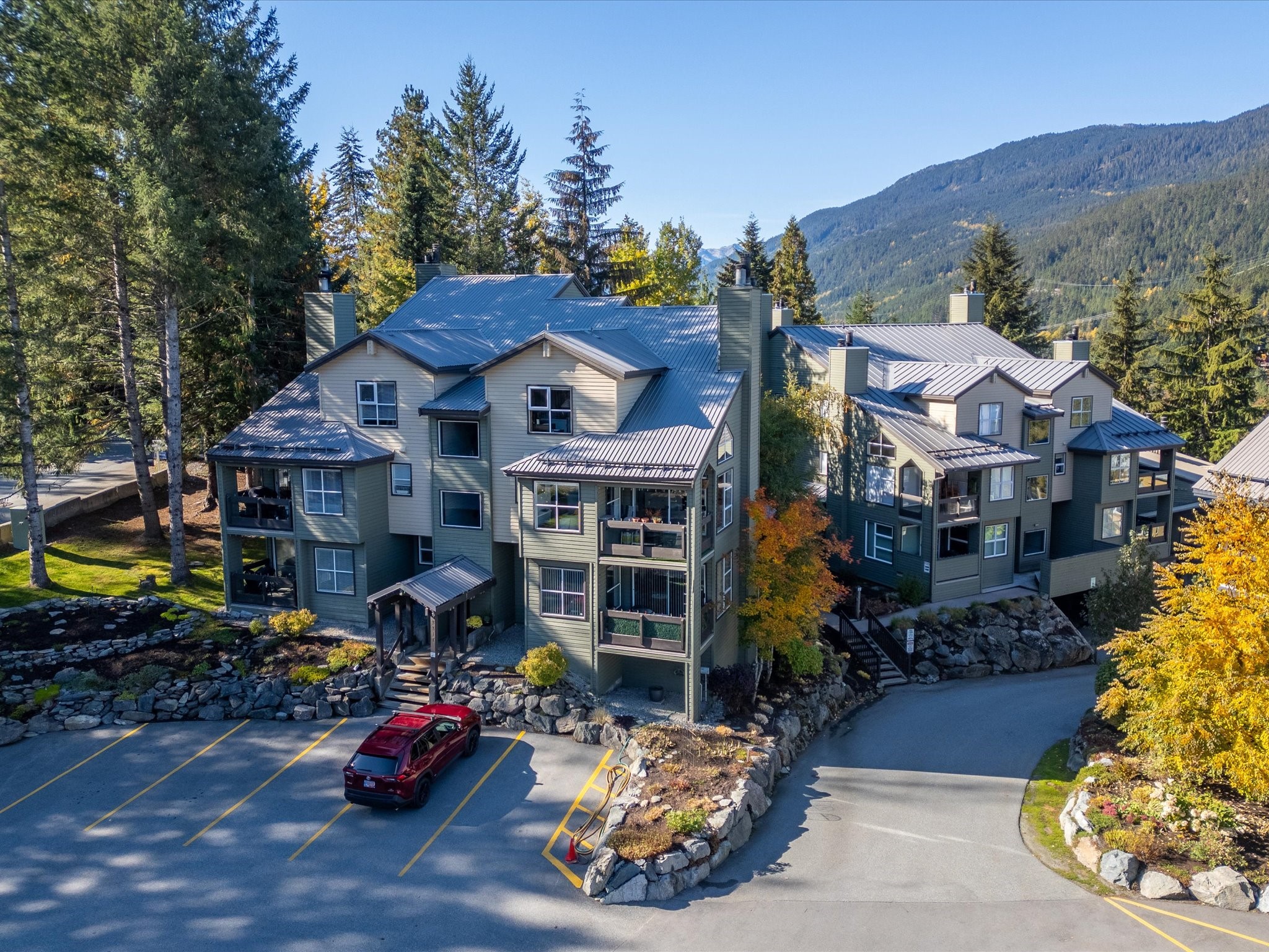 9-2217 Marmot Place image 12