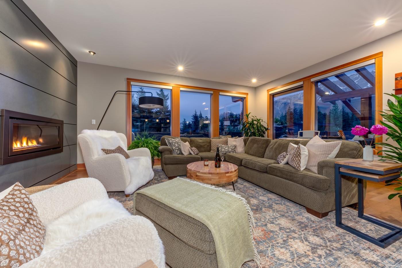7459 Dogwood Street image 11