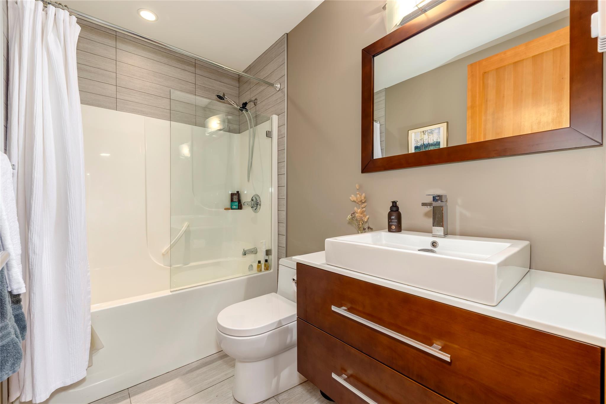 7459 Dogwood Street image 23