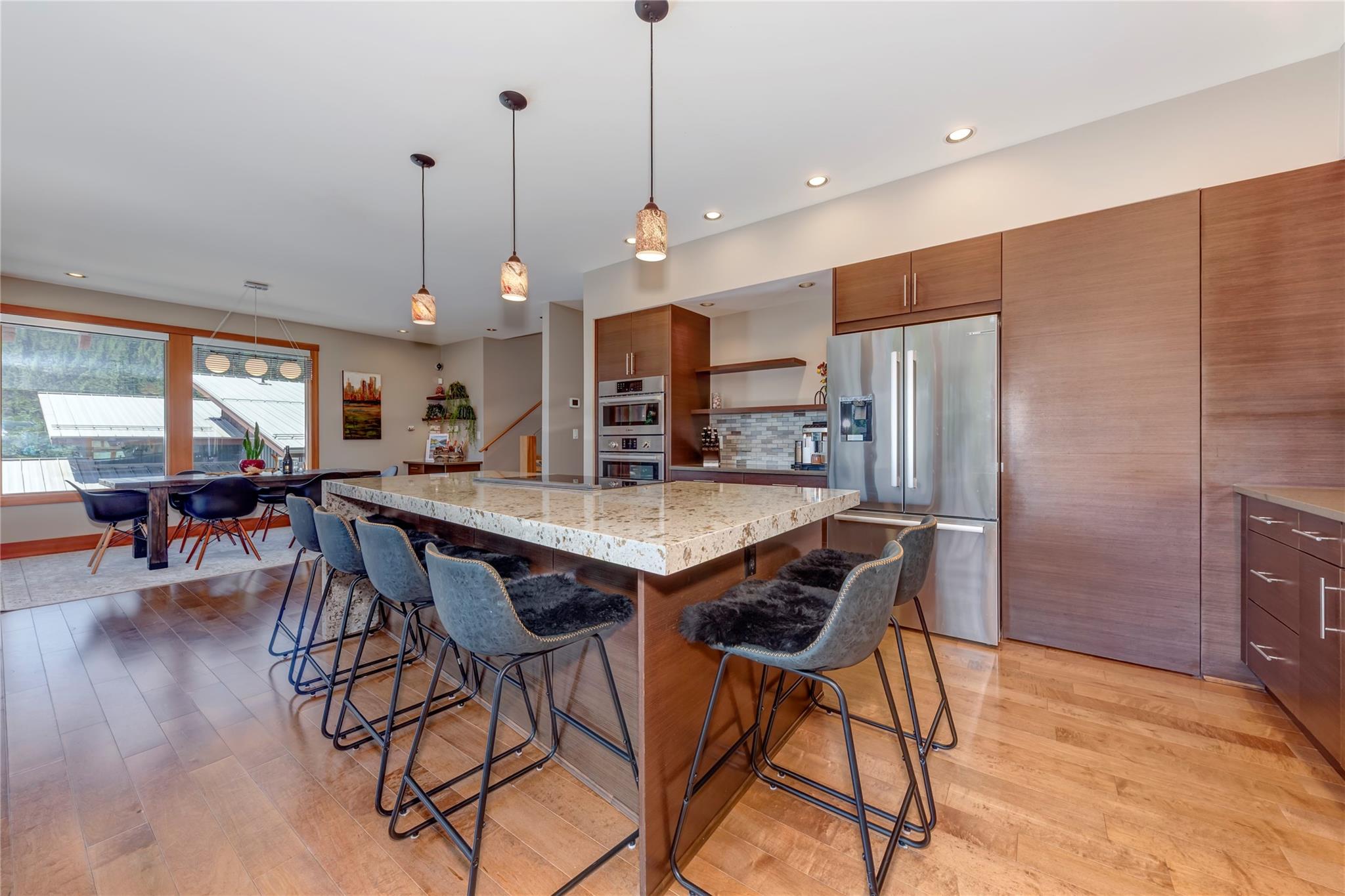 7459 Dogwood Street image 8