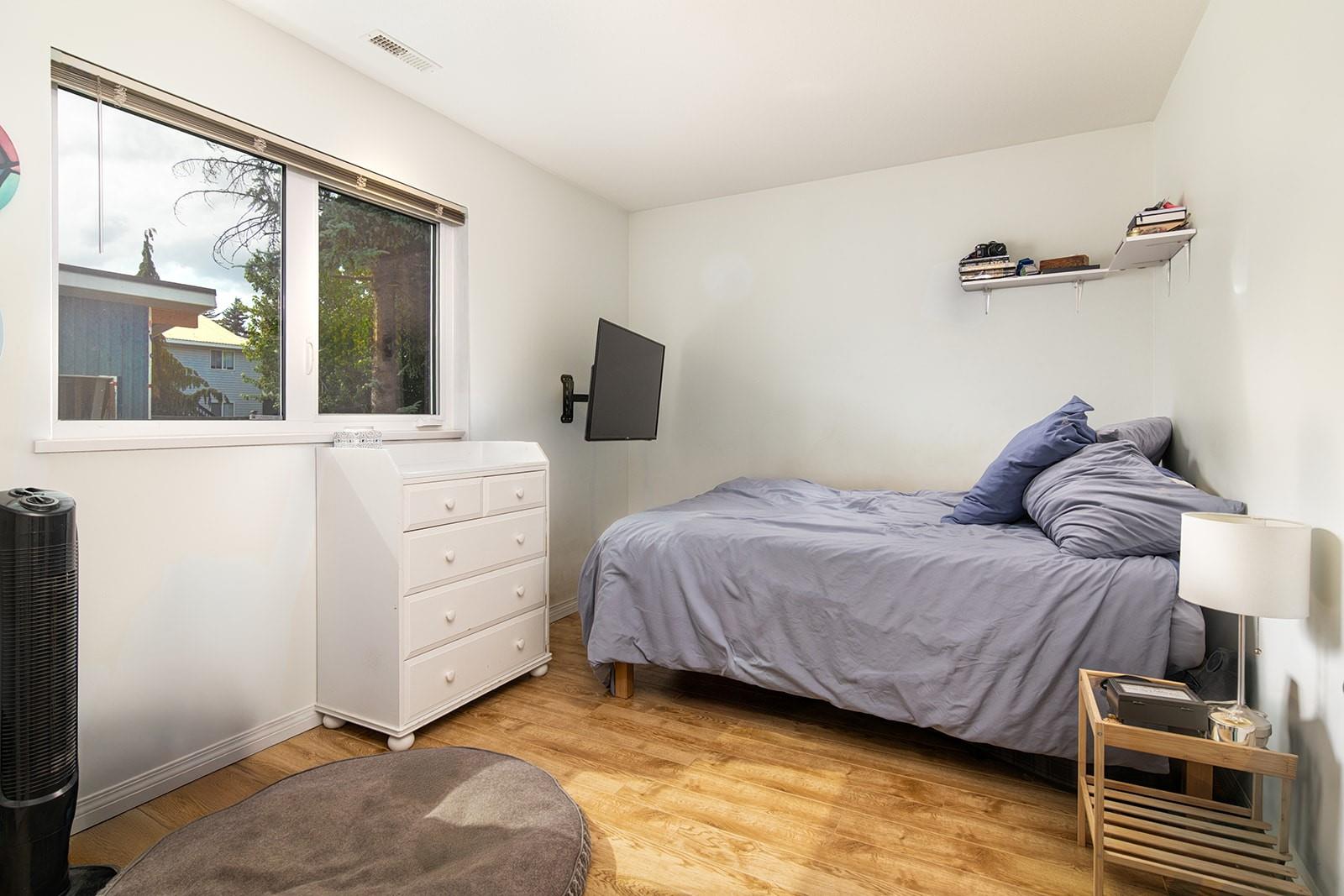 7403 Harrow Road image 24