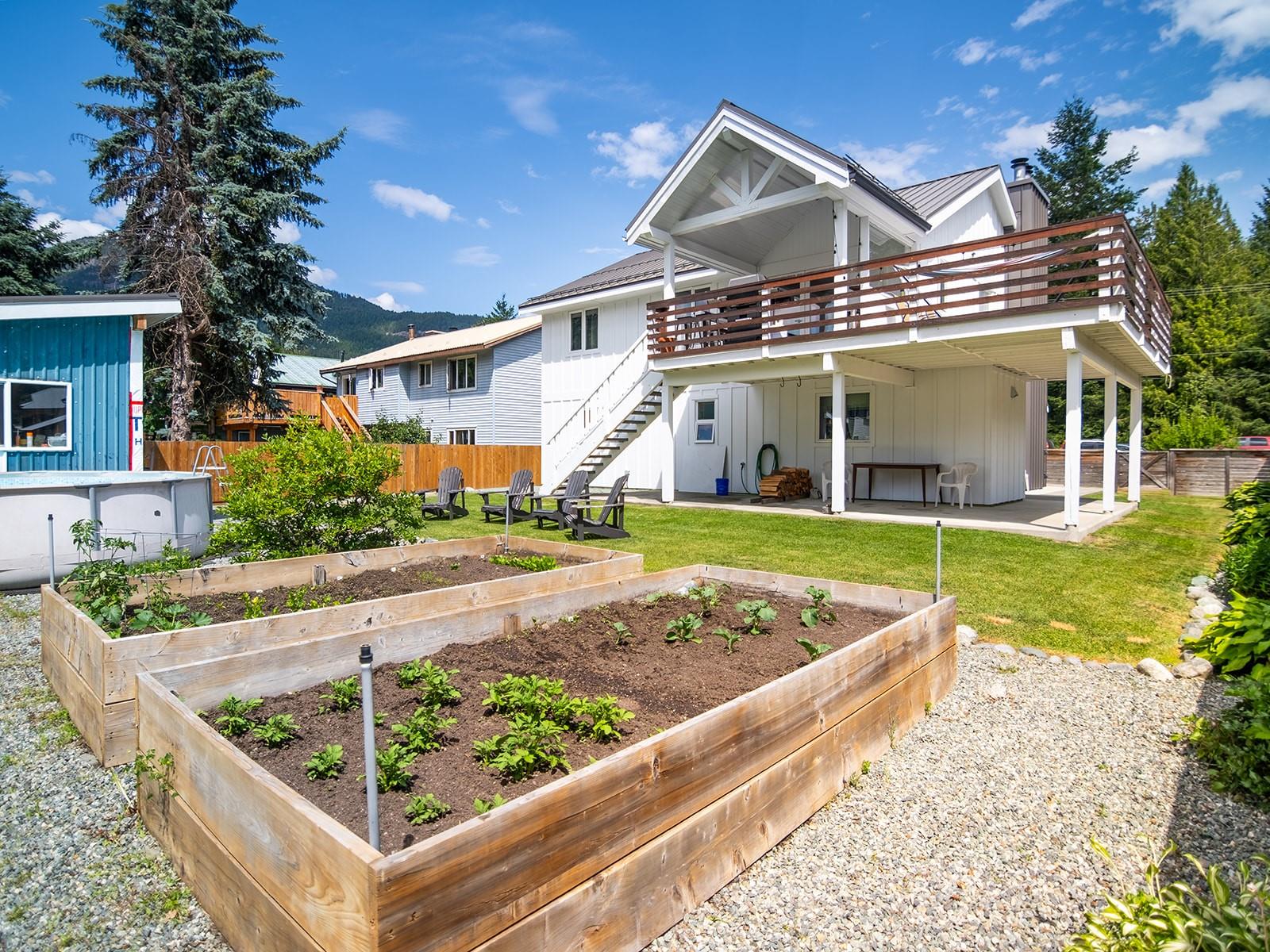 7403 Harrow Road image 29