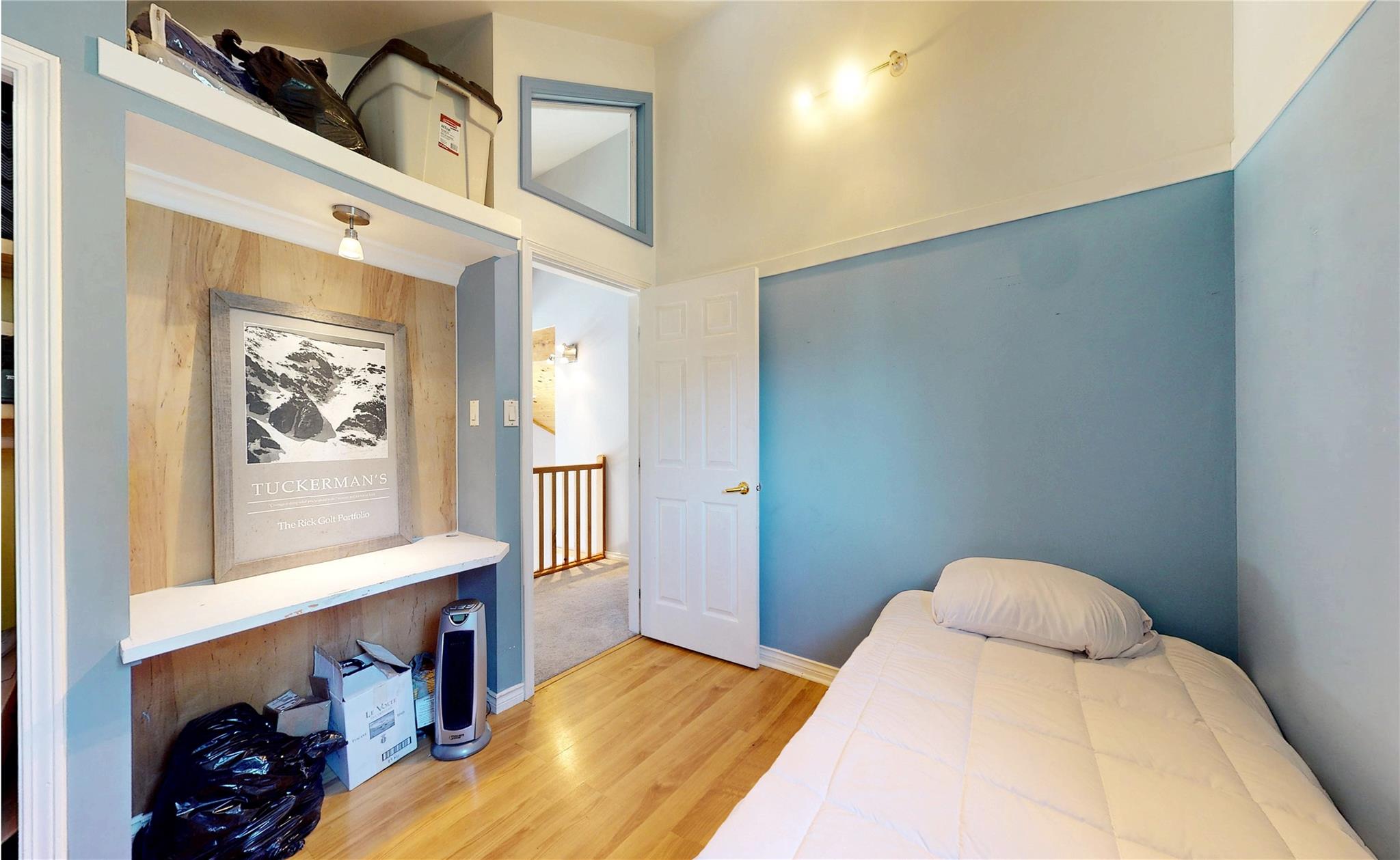 1479 Lupin Street image 21