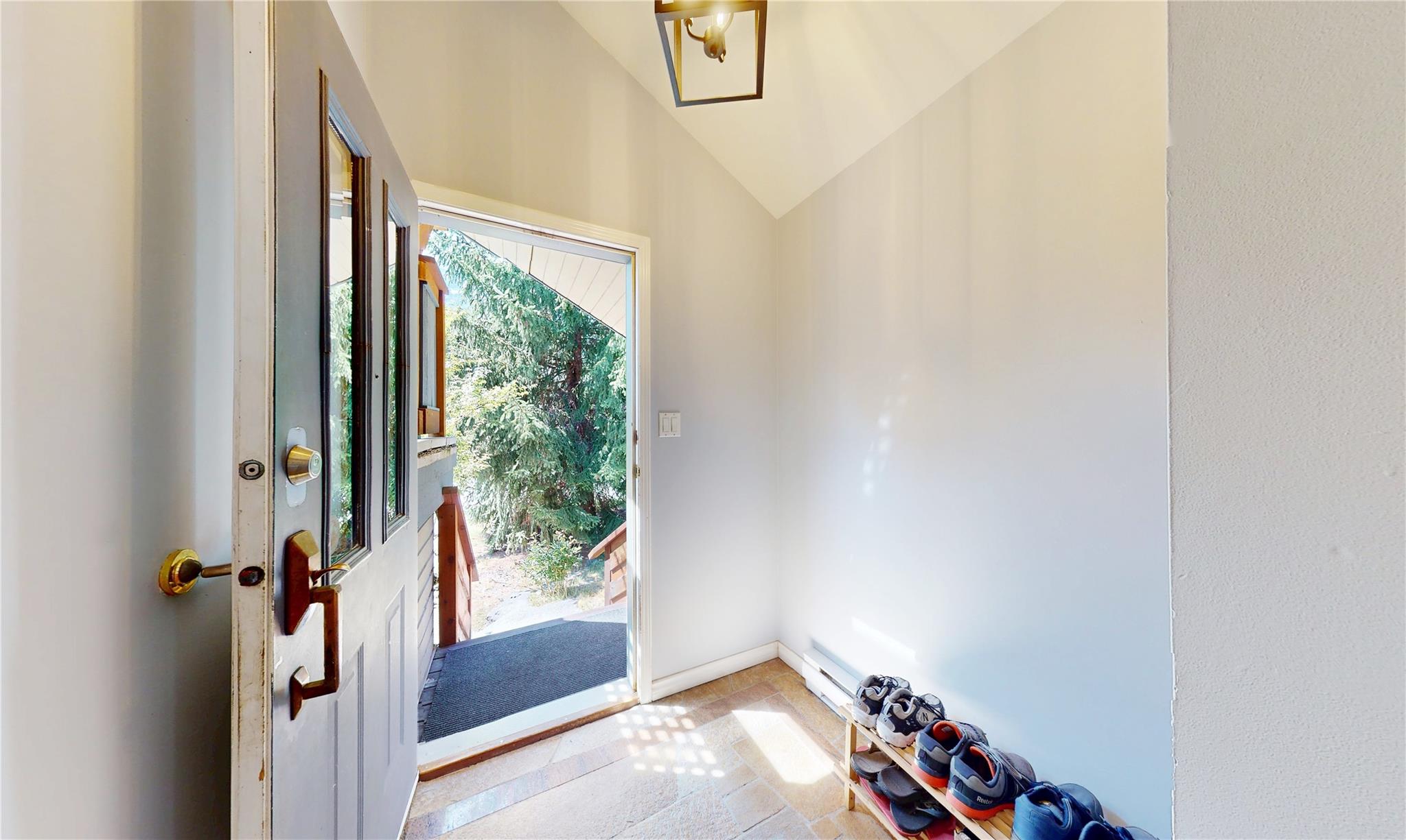 1479 Lupin Street image 31