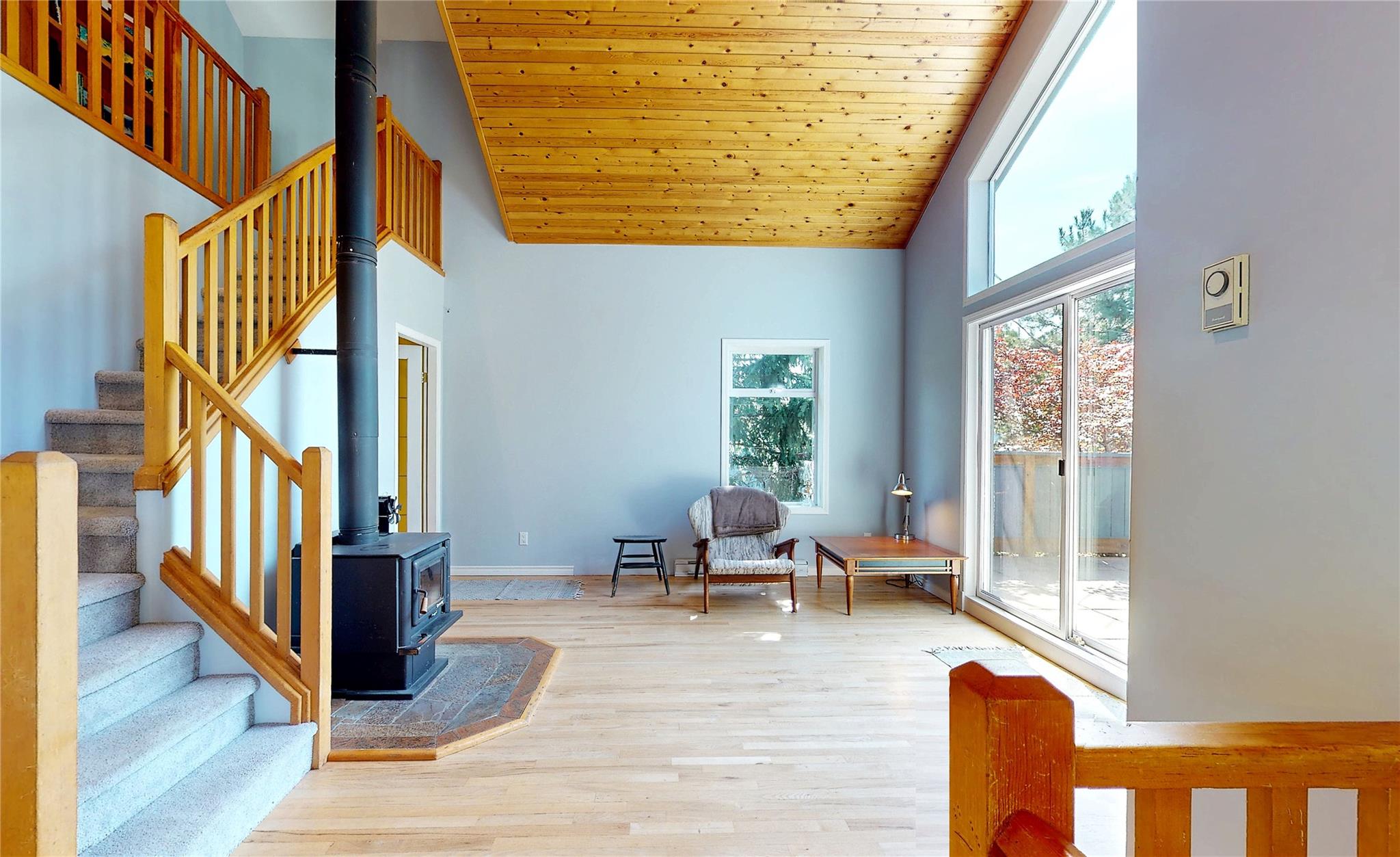 1479 Lupin Street image 3