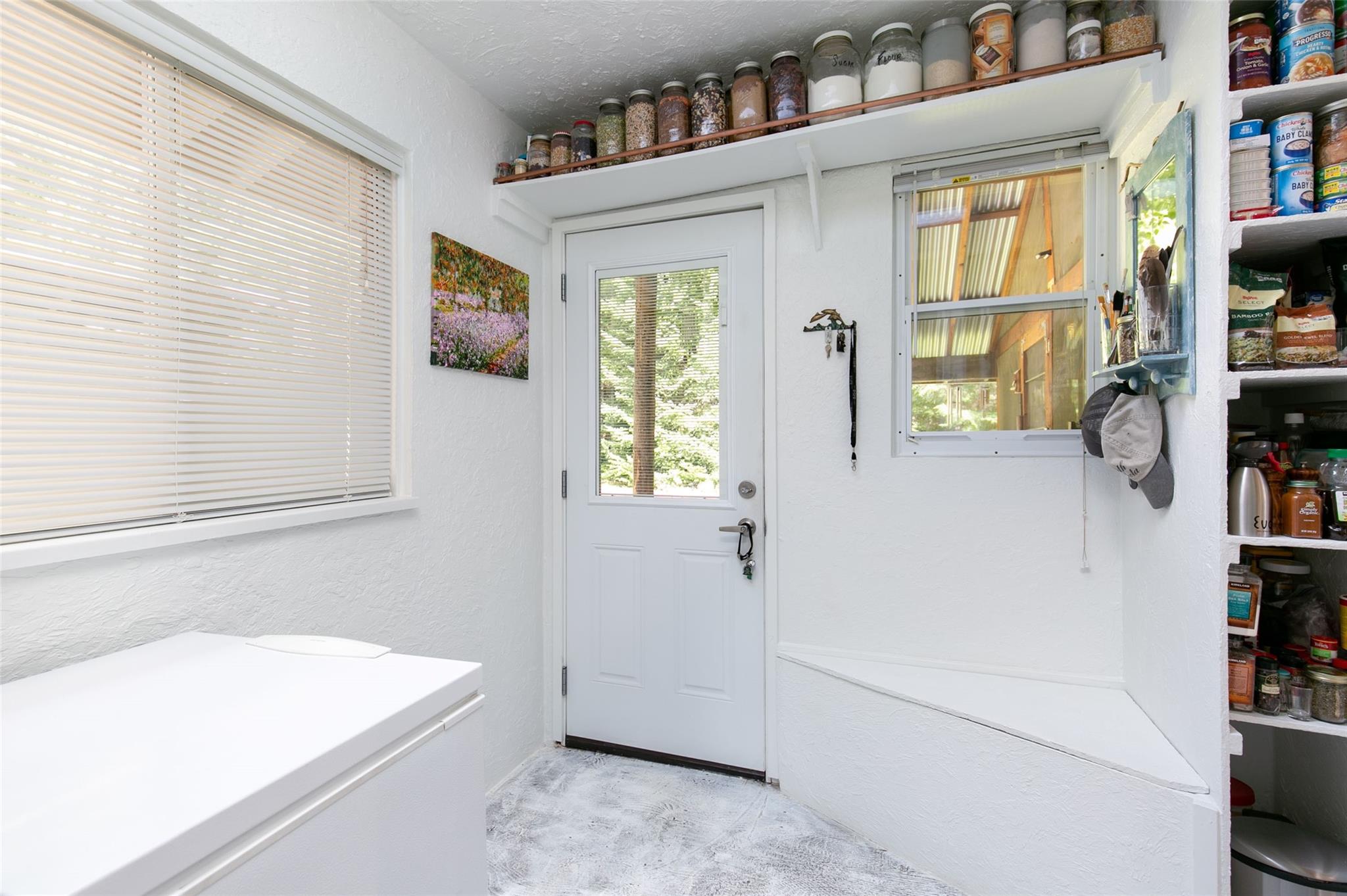 2841 Blackwater Road image 11