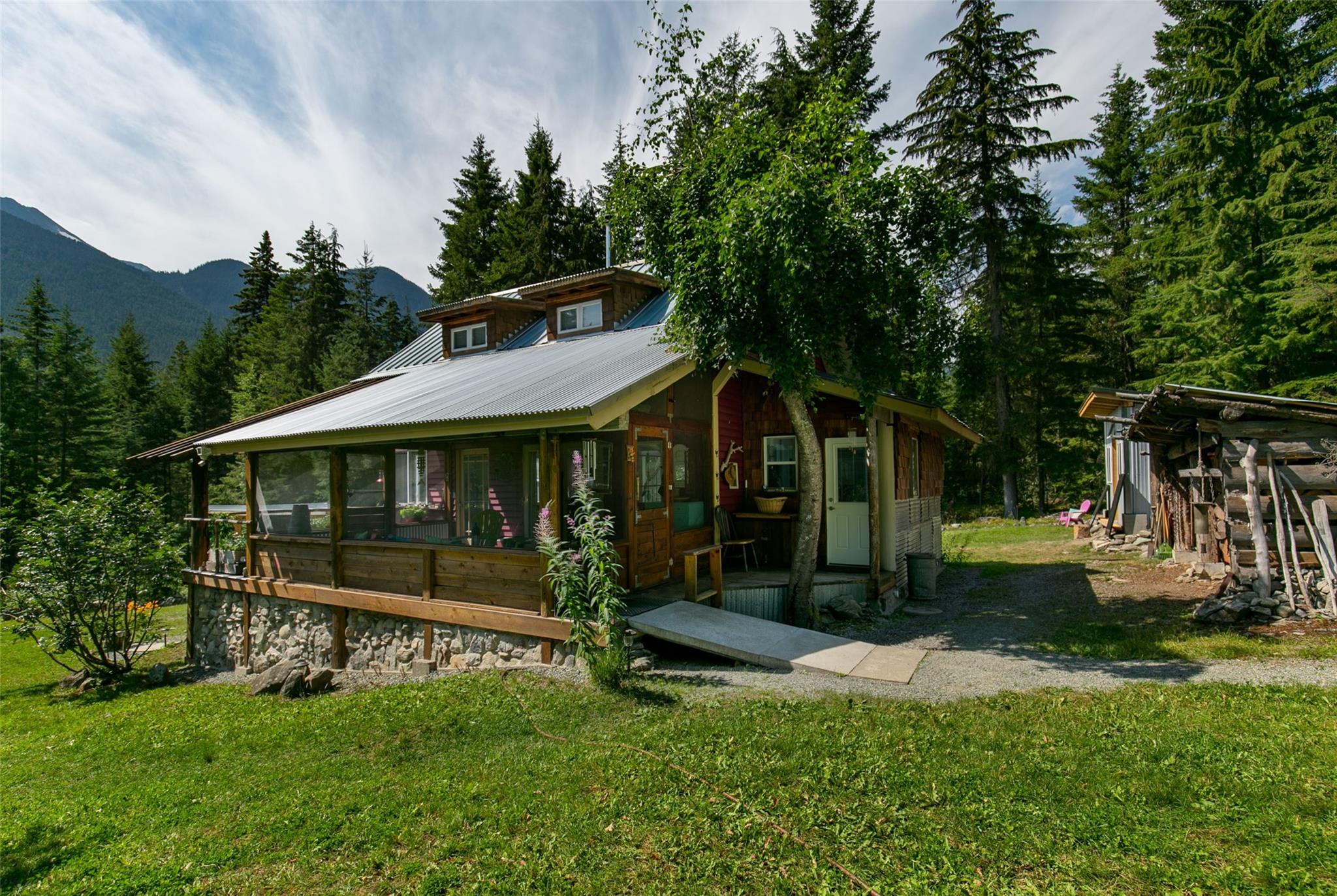 2841 Blackwater Road image 16