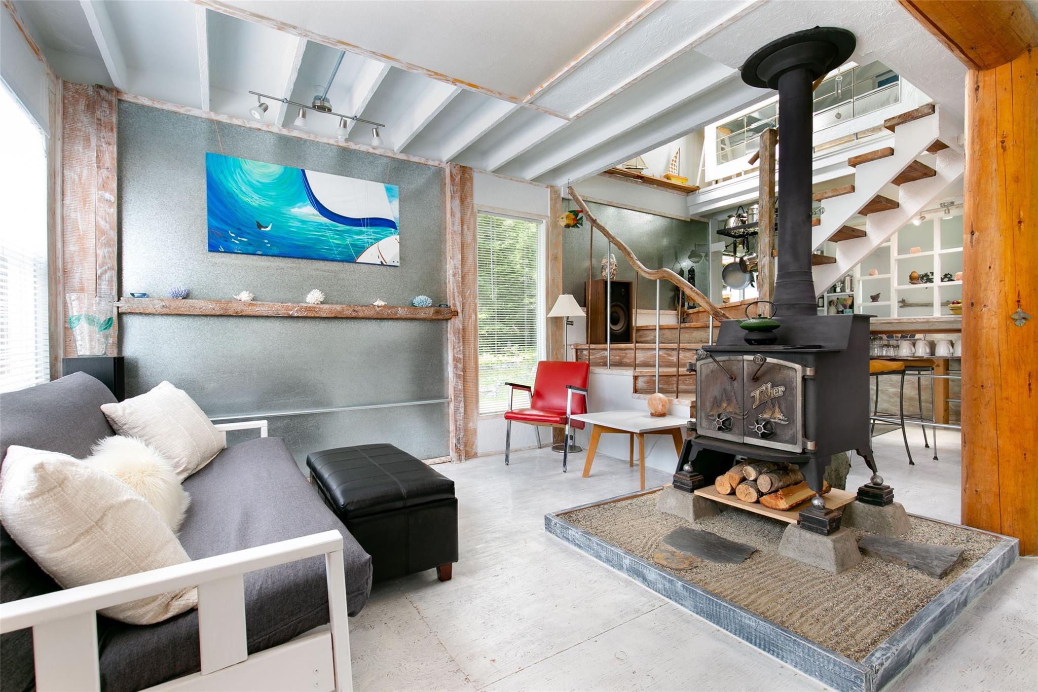 2841 Blackwater Road image 1