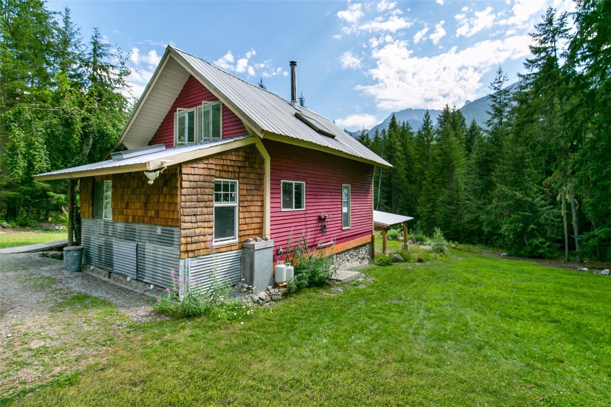 2841 Blackwater Road image 19