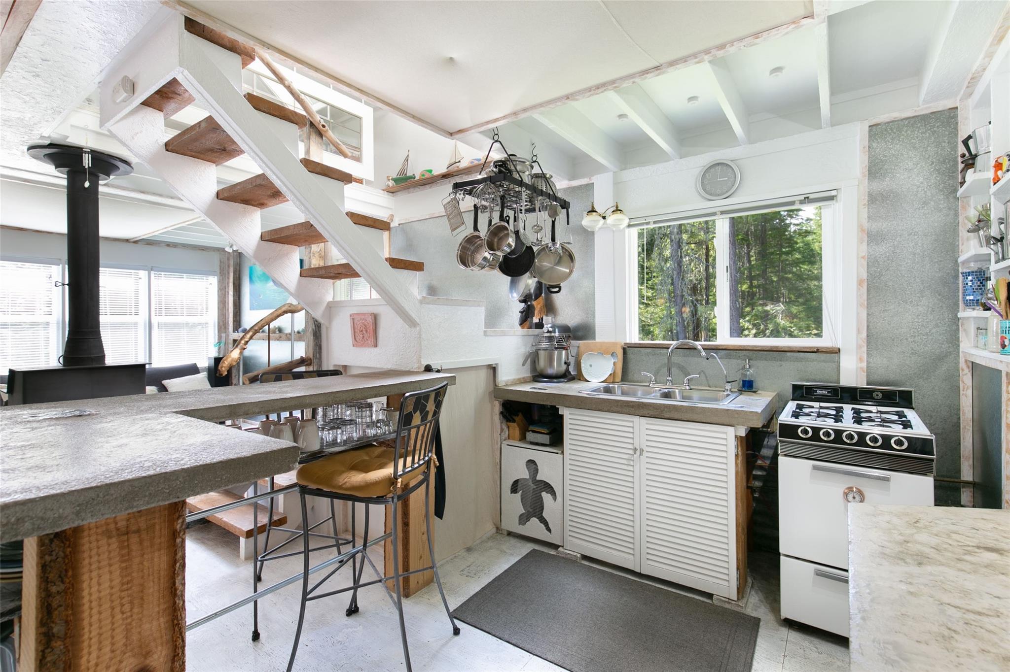 2841 Blackwater Road image 3