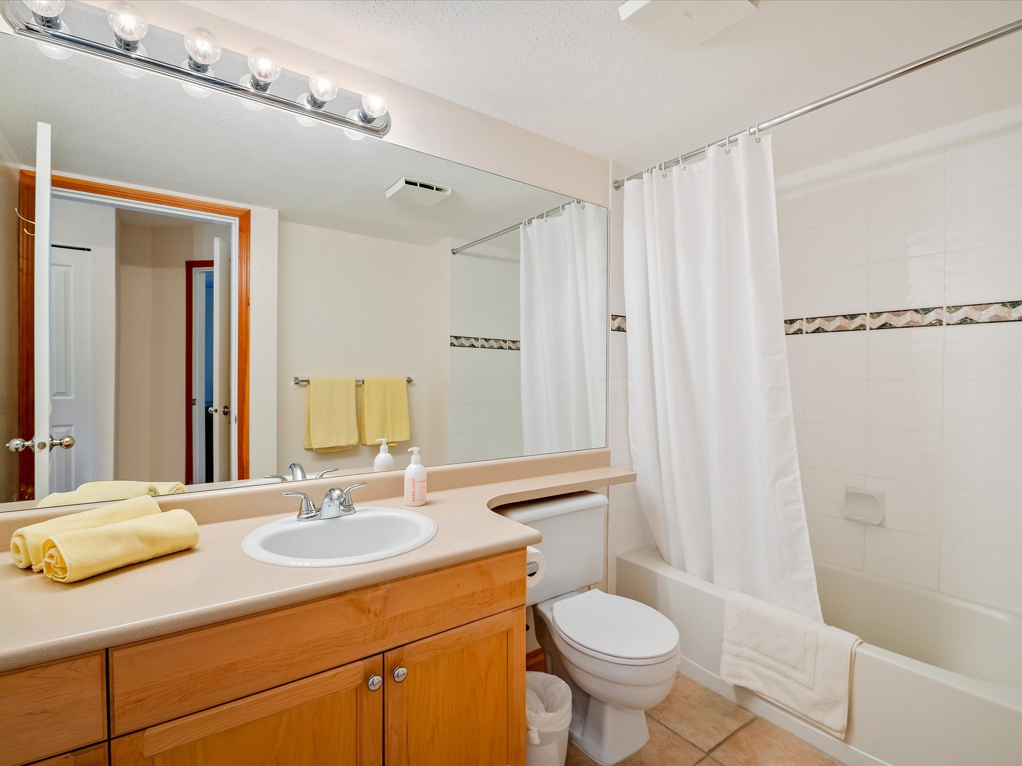 207-8080 Nicklaus North Boulevard image 18