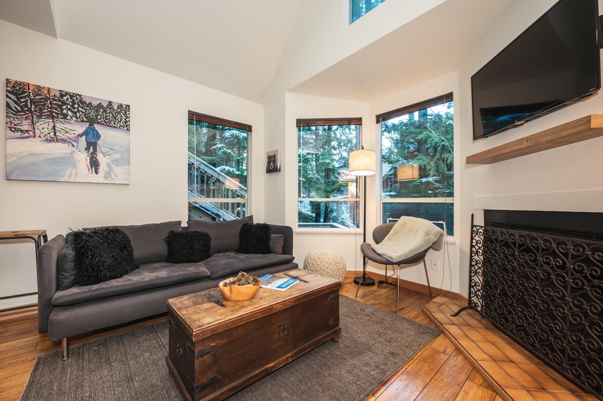 2-2247 Sapporo Drive image 3