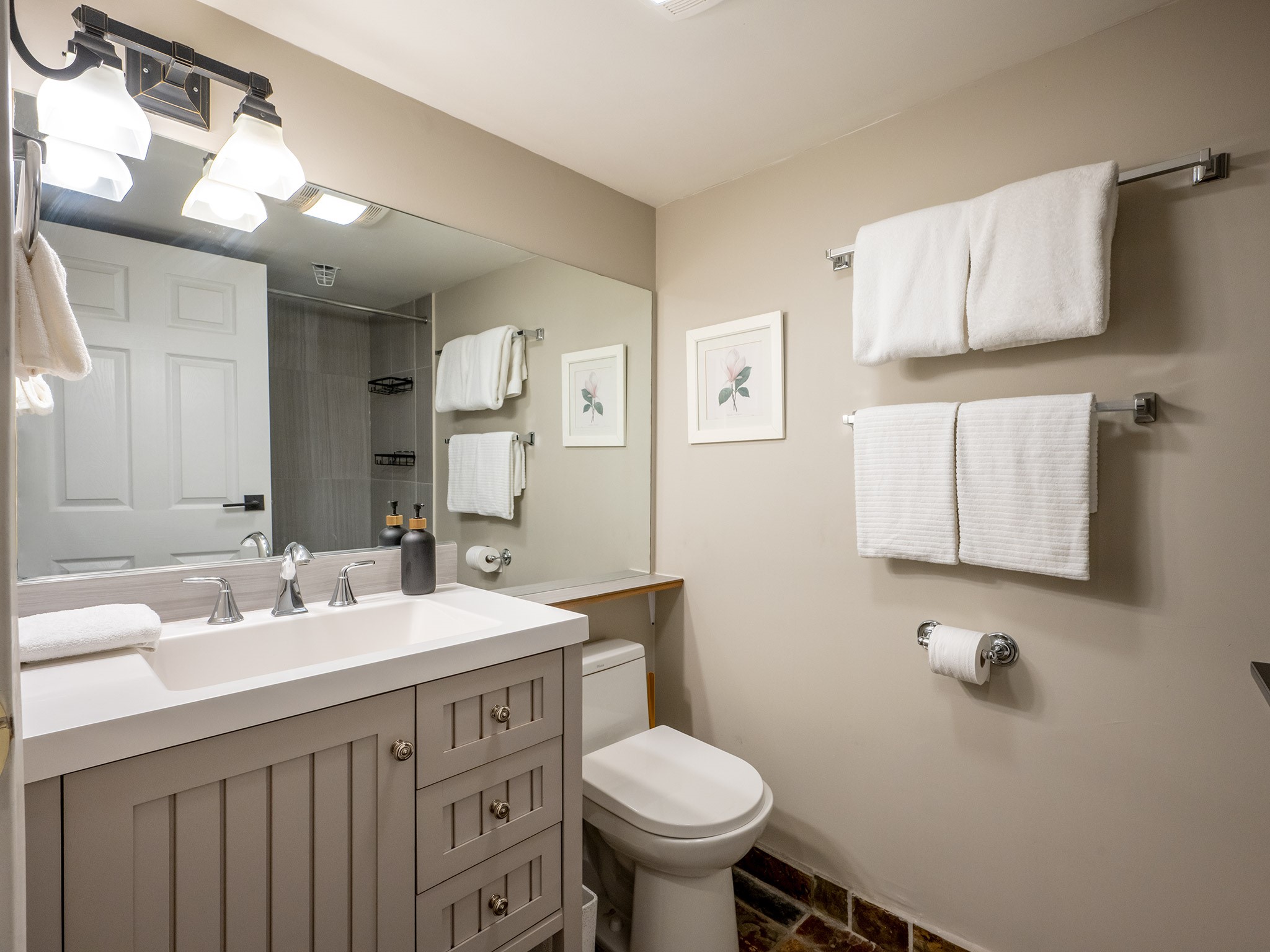 347-4340 Lorimer Road image 13