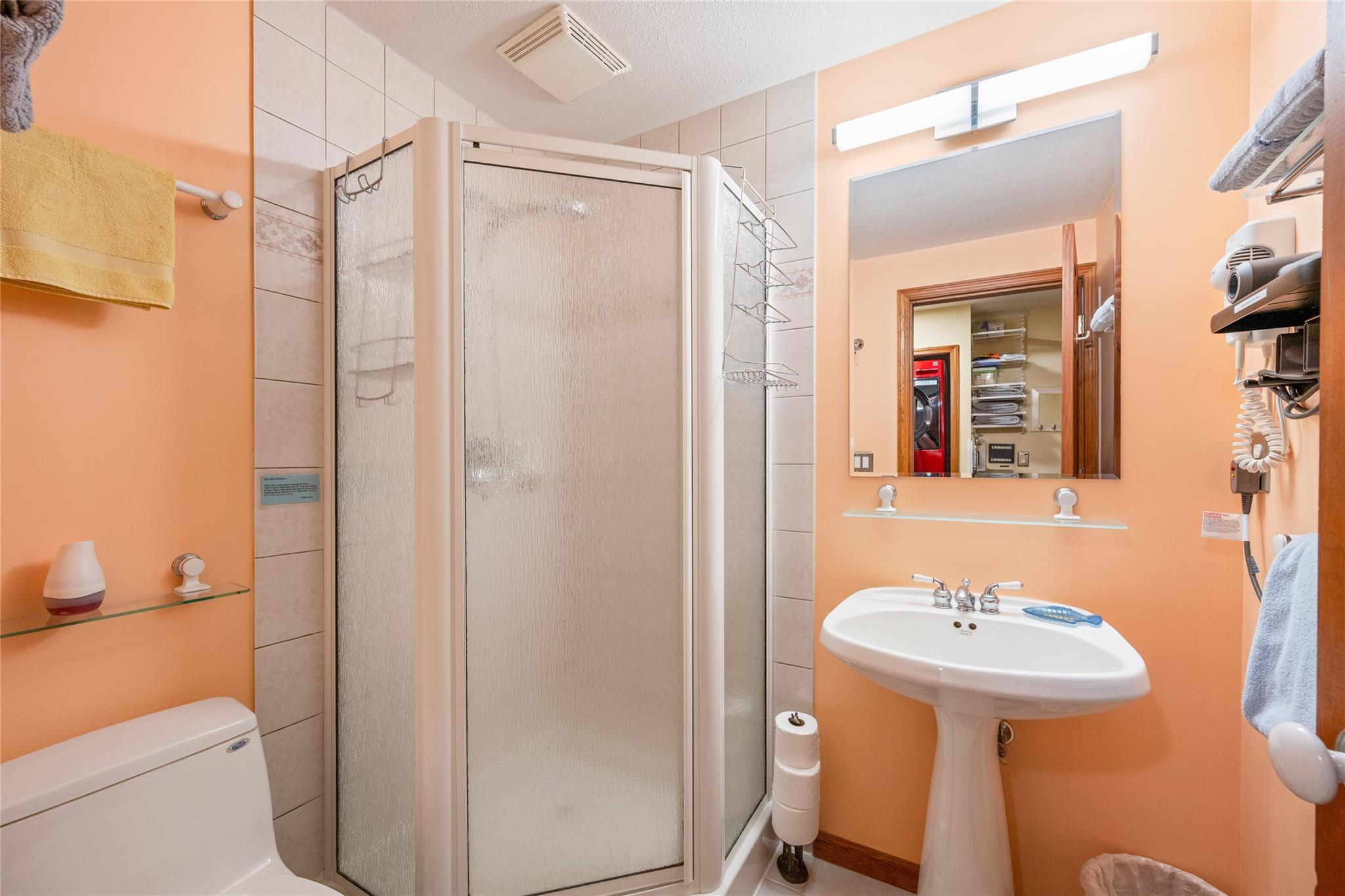 11-4325 Northlands Boulevard image 22