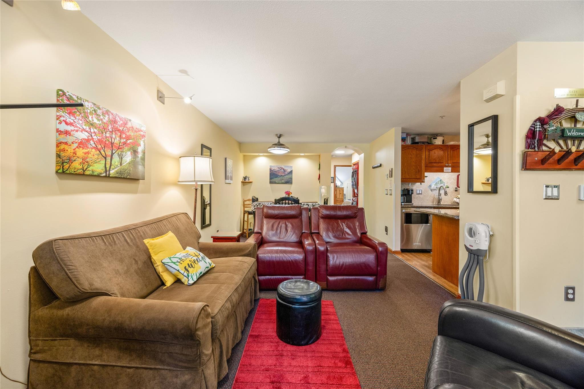 11-4325 Northlands Boulevard image 4