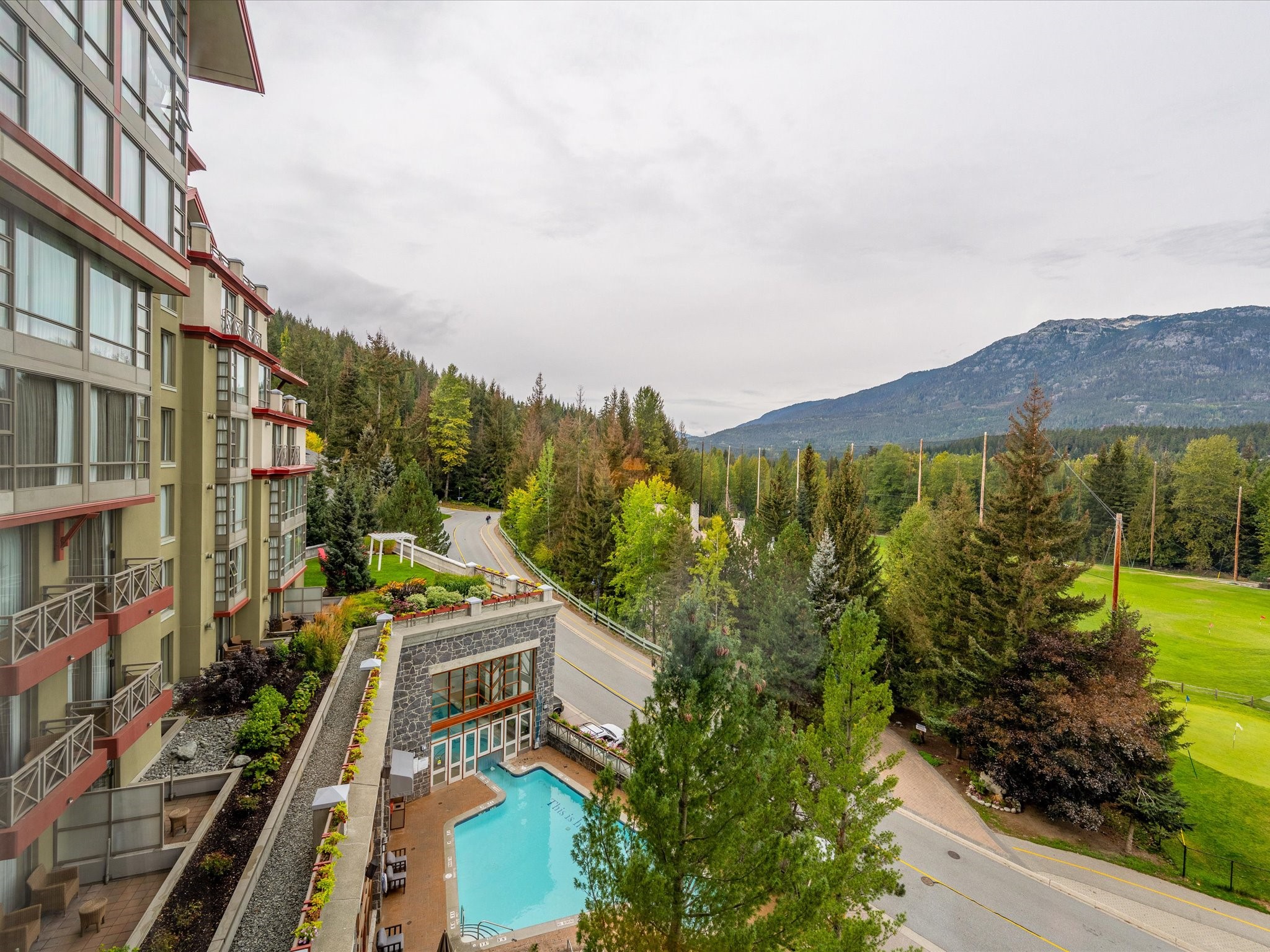 660-4090 Whistler Way