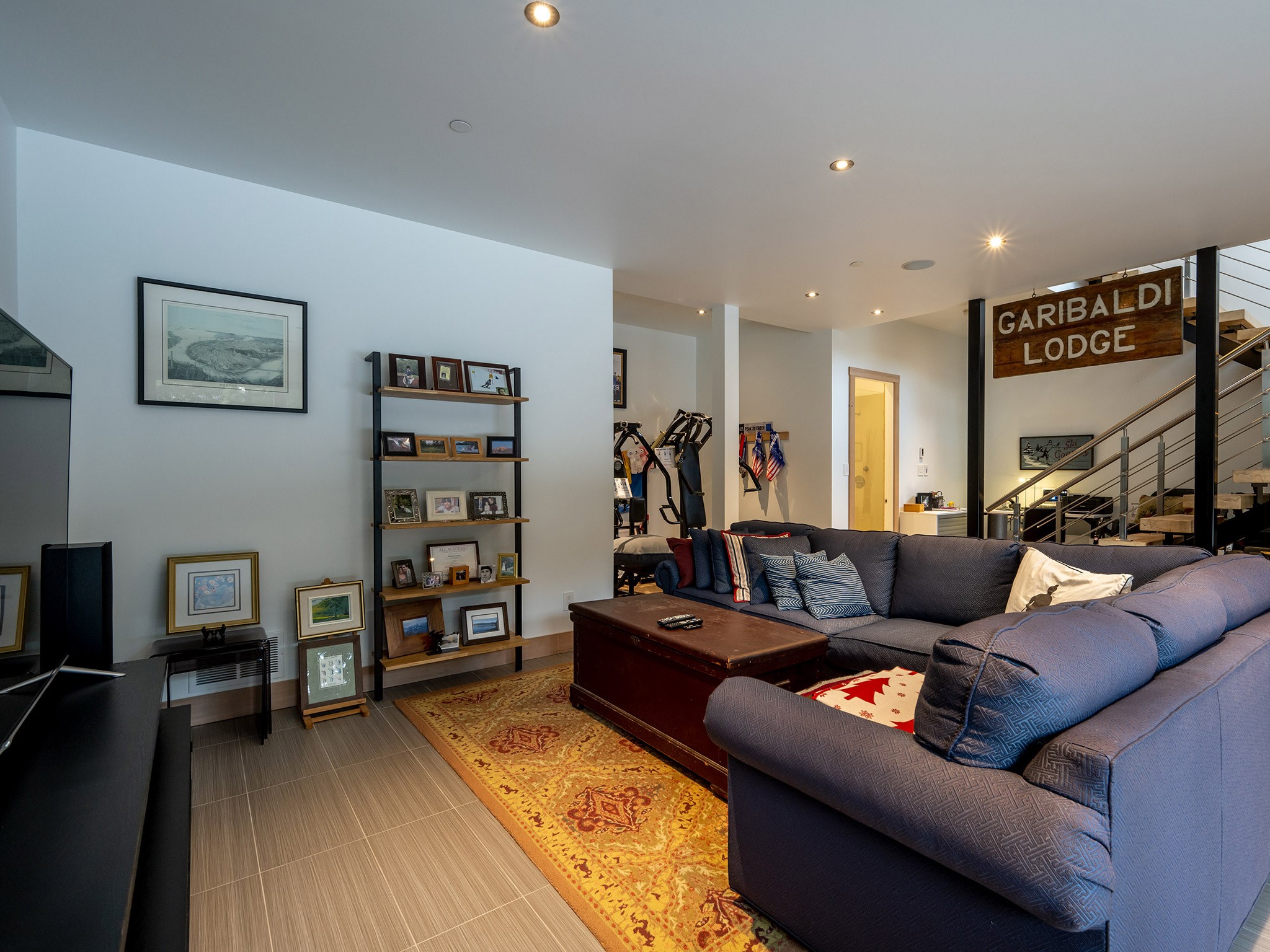 5221 Jordan Lane image 25