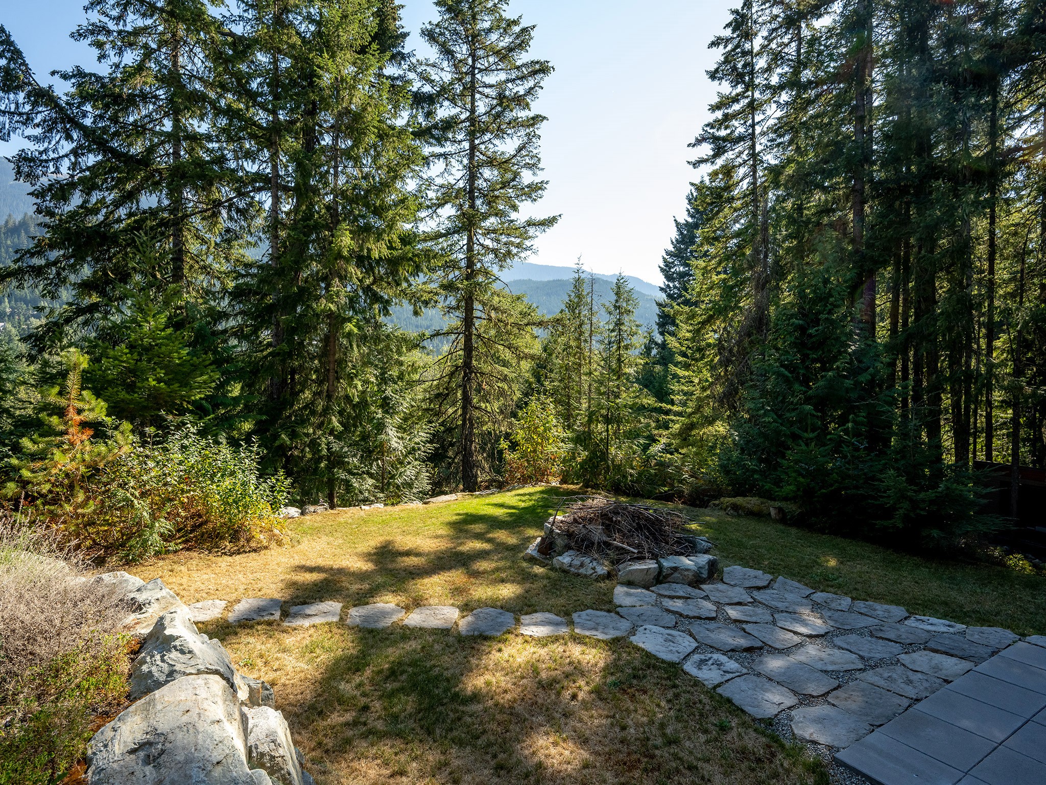 5221 Jordan Lane image 30