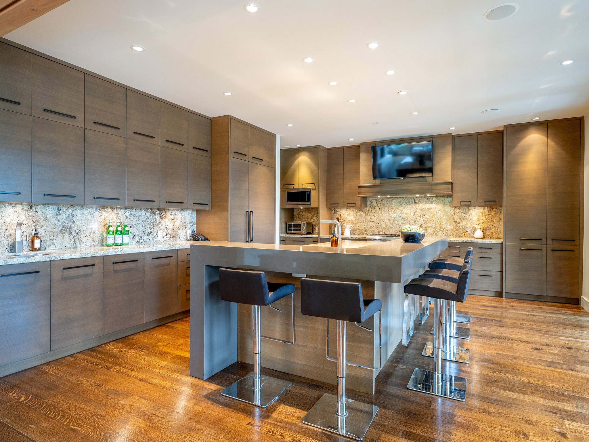 2963 High Point Drive image 5