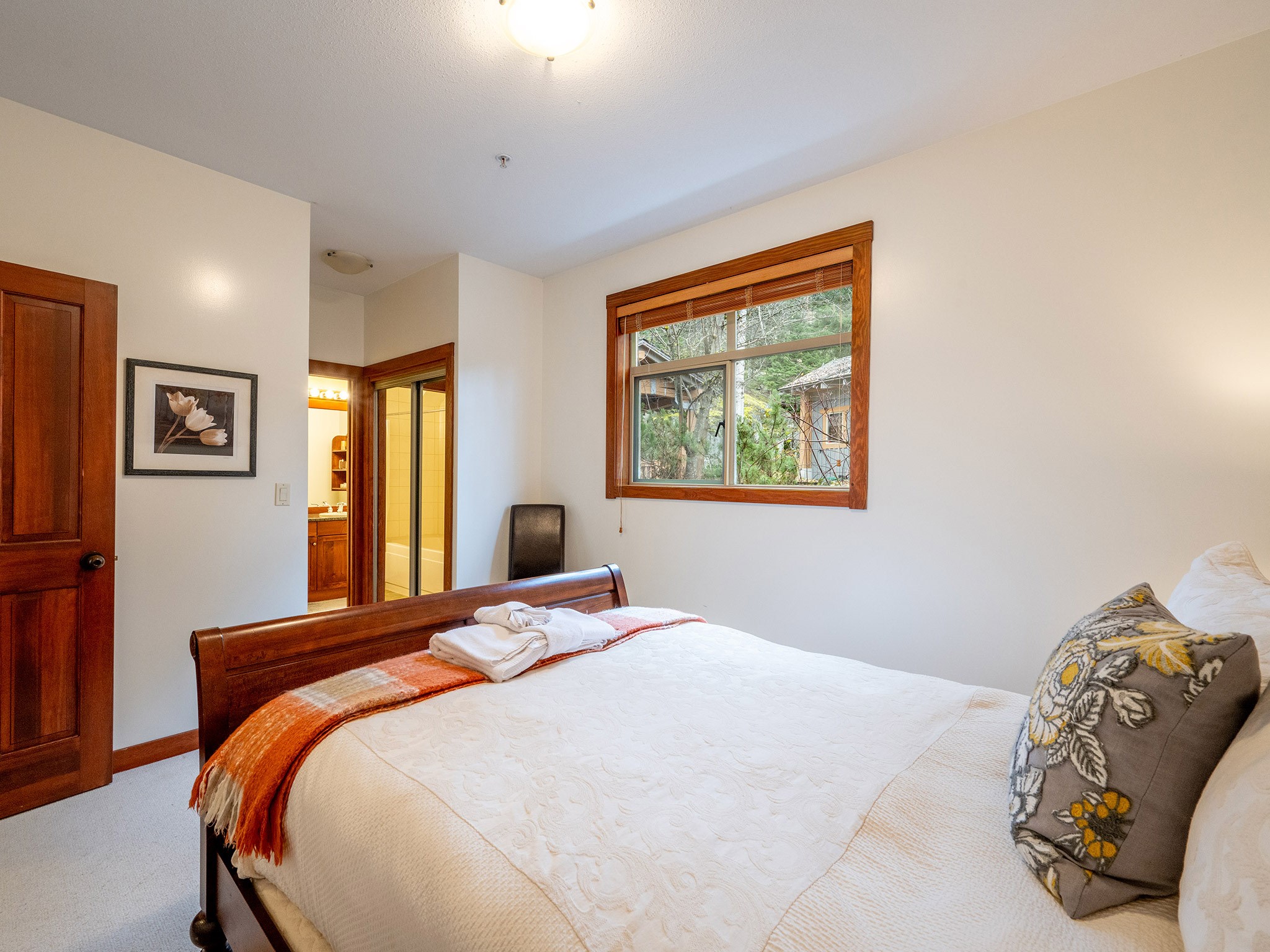 25-2301 Taluswood Place image 10