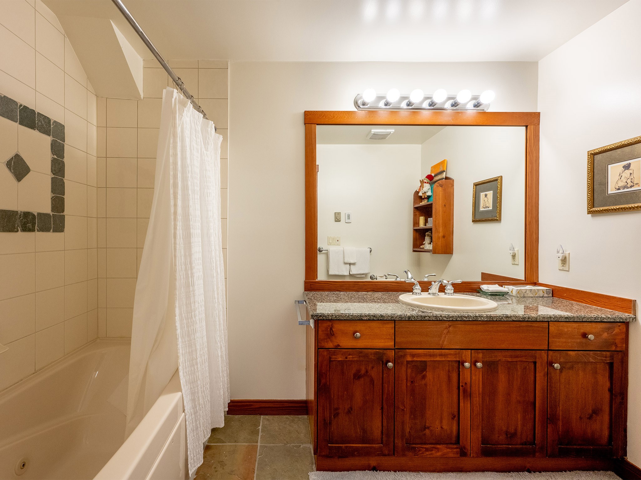 25-2301 Taluswood Place image 14