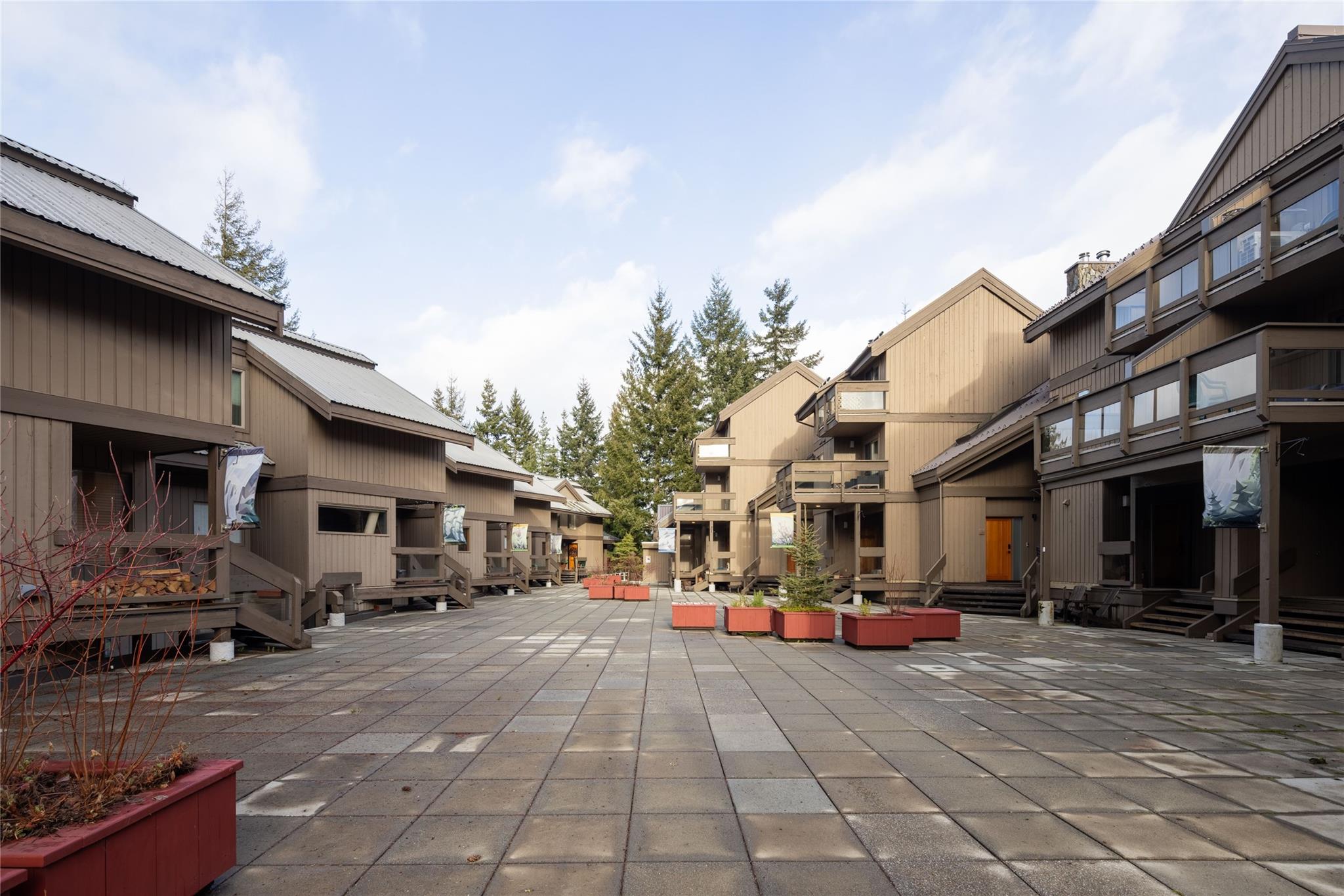 109-6117 Eagle Drive image 20