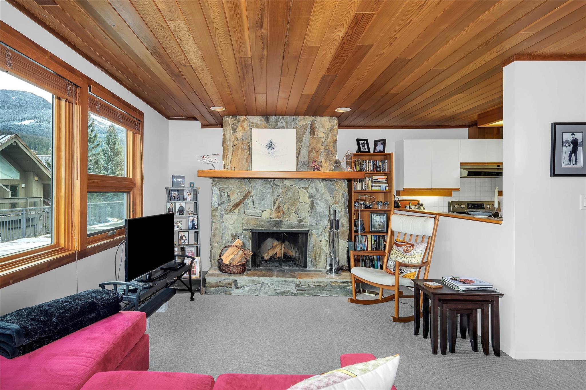 109-6117 Eagle Drive image 2