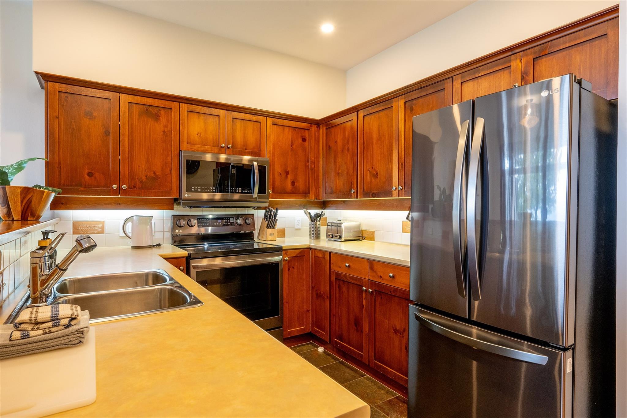 4-2301 Taluswood Place image 11