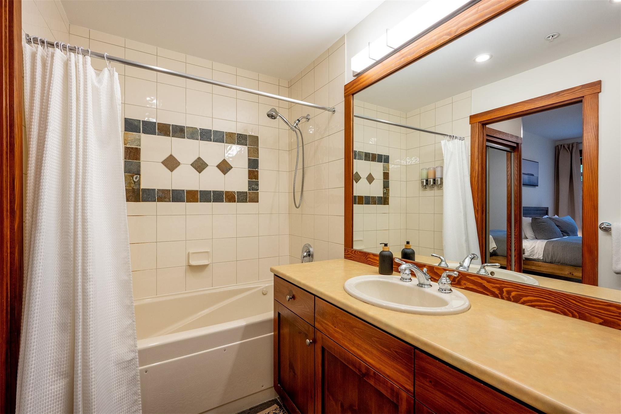 4-2301 Taluswood Place image 15