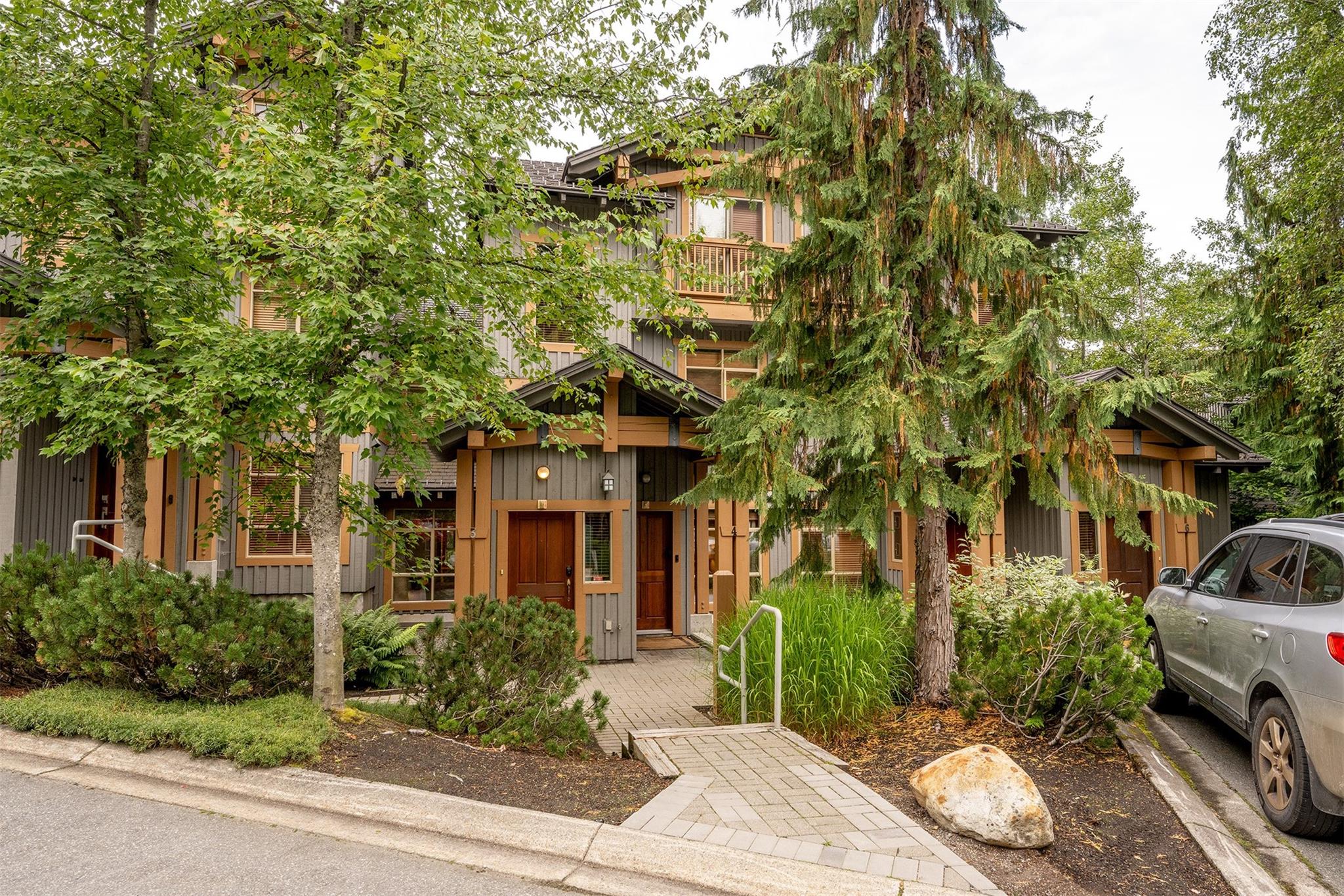 4-2301 Taluswood Place image 22