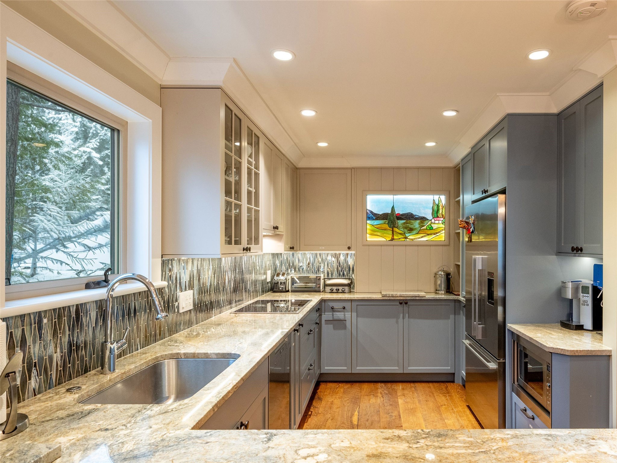 13-6127 Eagle Ridge Crescent