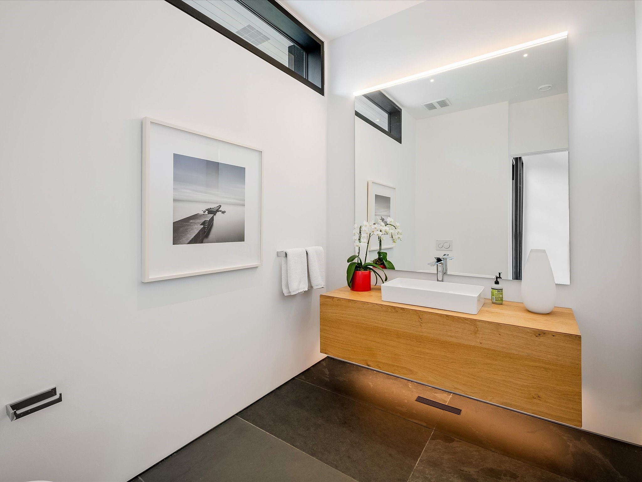 8080 Cypress Place image 18