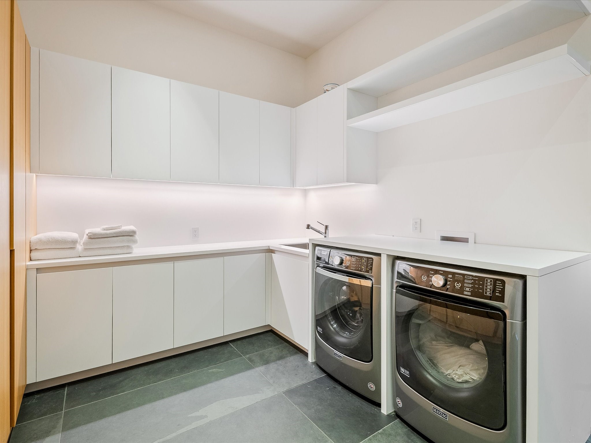 8080 Cypress Place image 29