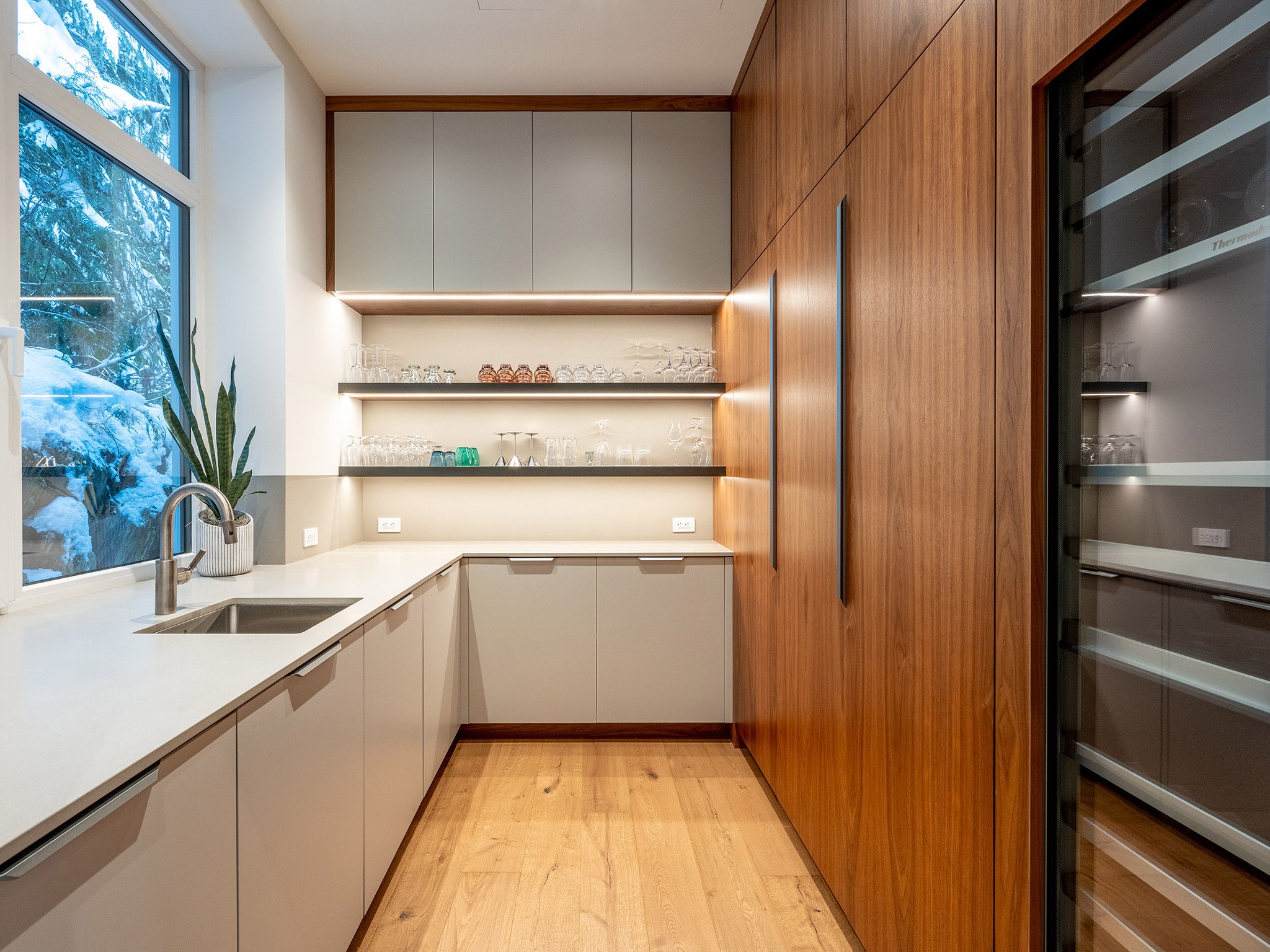 3218 Juniper Place image 13