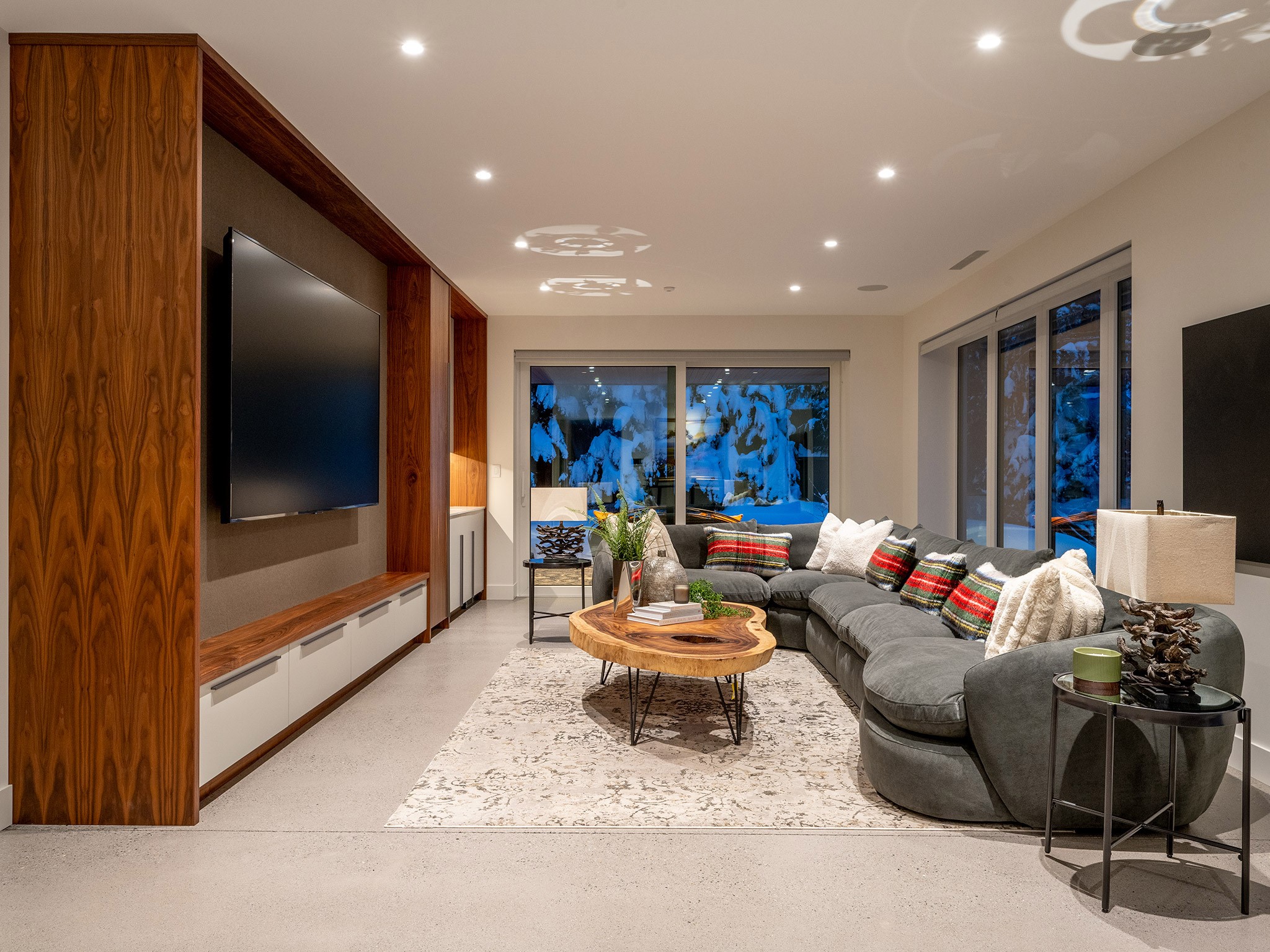 3218 Juniper Place image 31