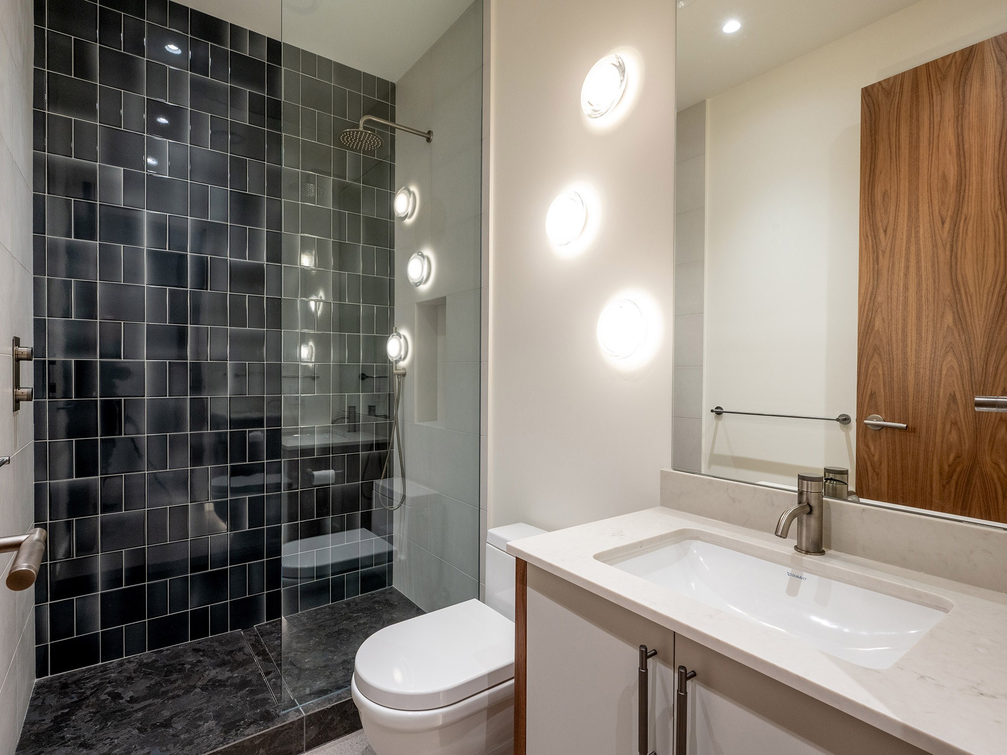 3218 Juniper Place image 38